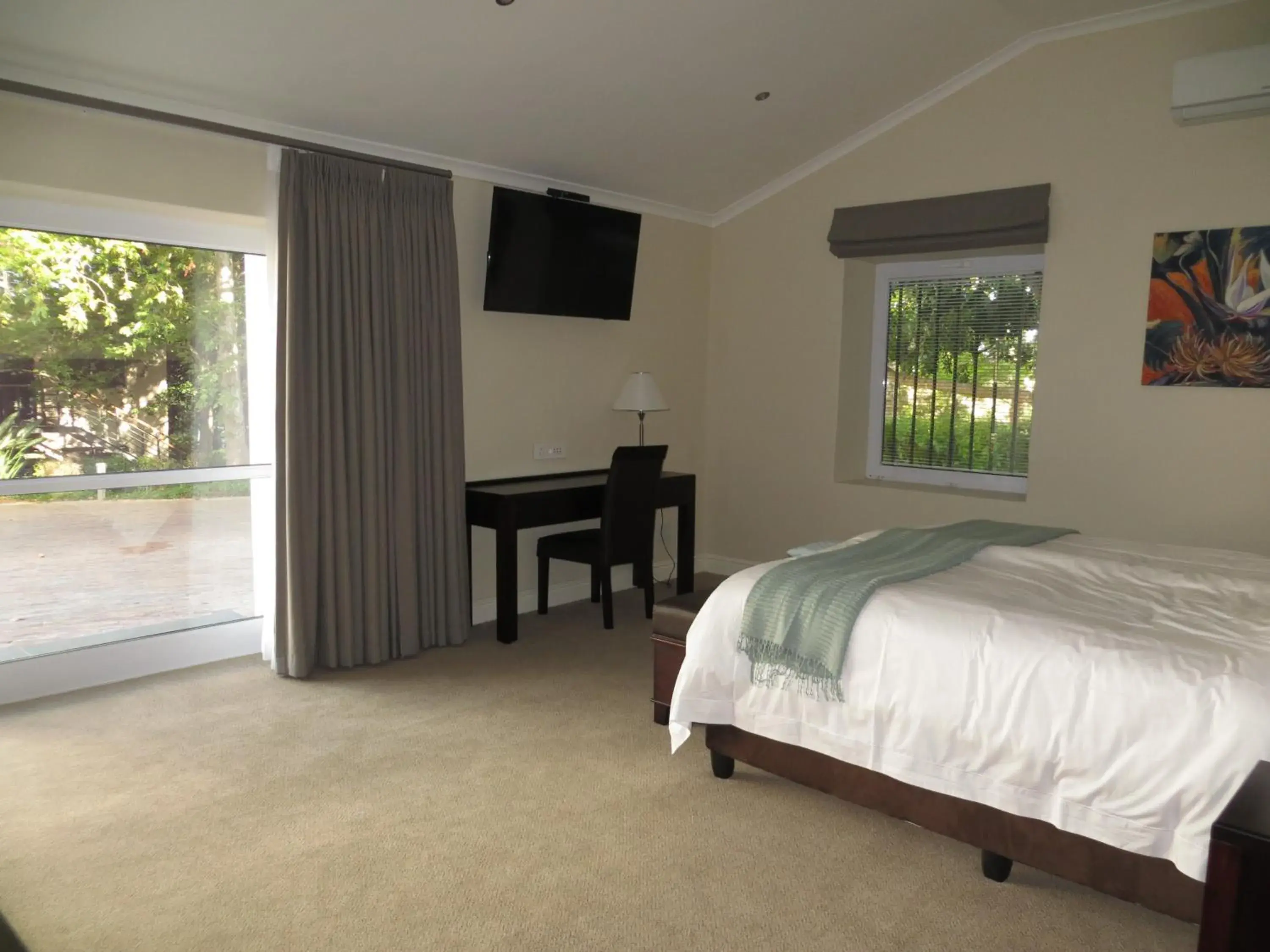 Double Room - Courtyard View in Clos Malverne Wine Estate Double Room - Courtyard View in Clos Malverne Wine Estate