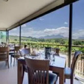 Restaurant/places to eat in Clos Malverne Wine Estate