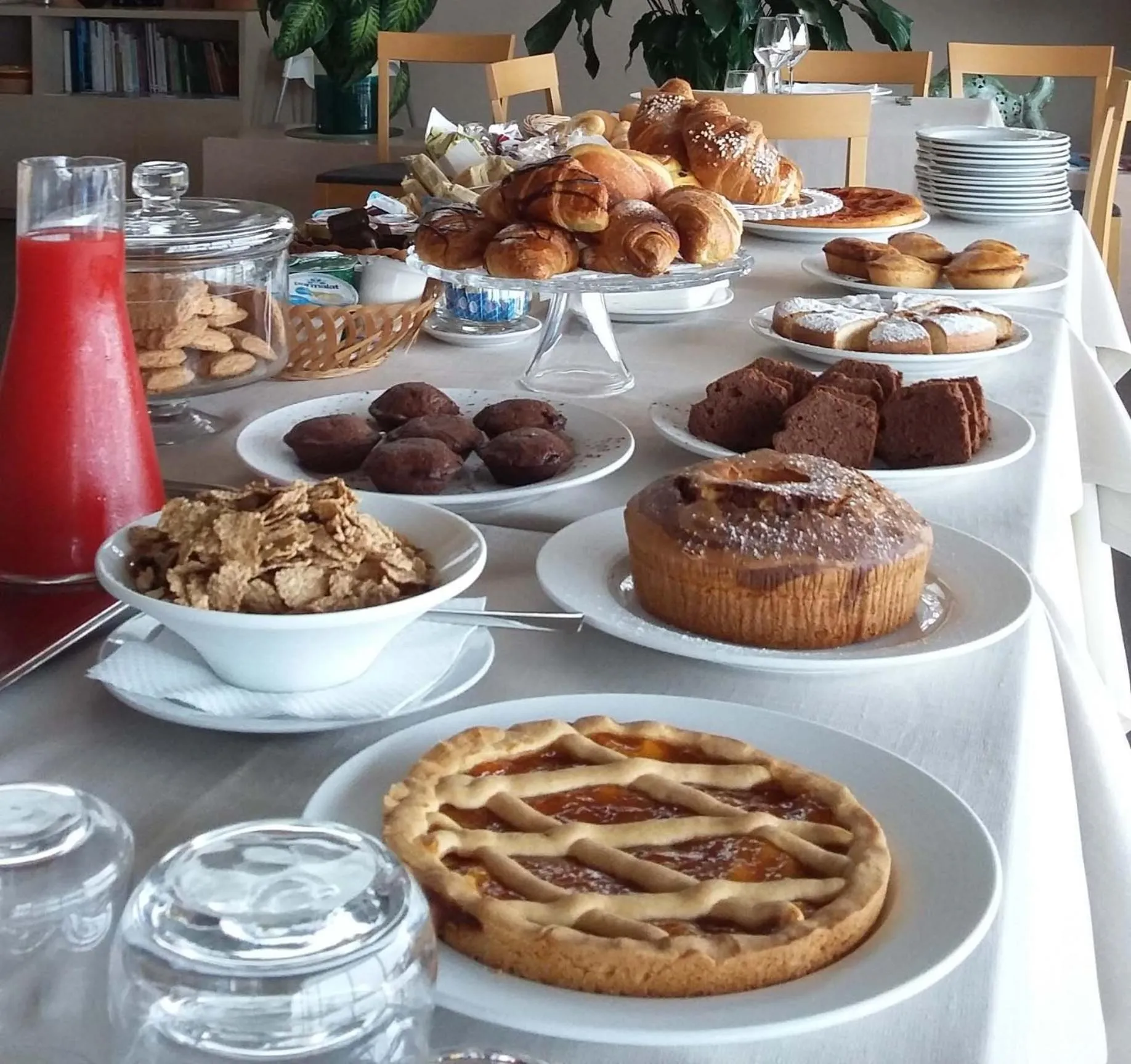 Buffet breakfast in Hotel Grecale