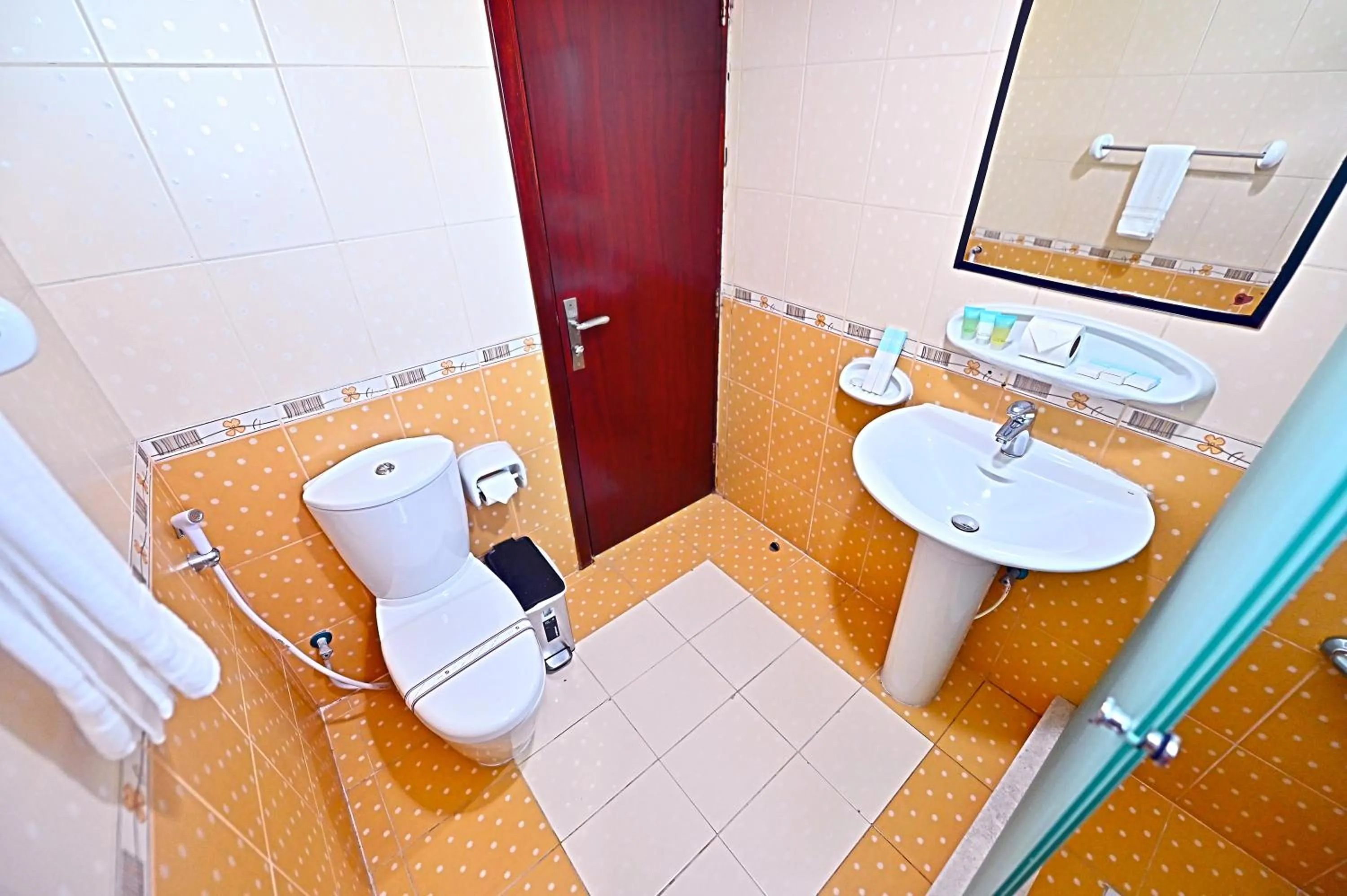 Shower in Ewan Tower Hotel Apartments