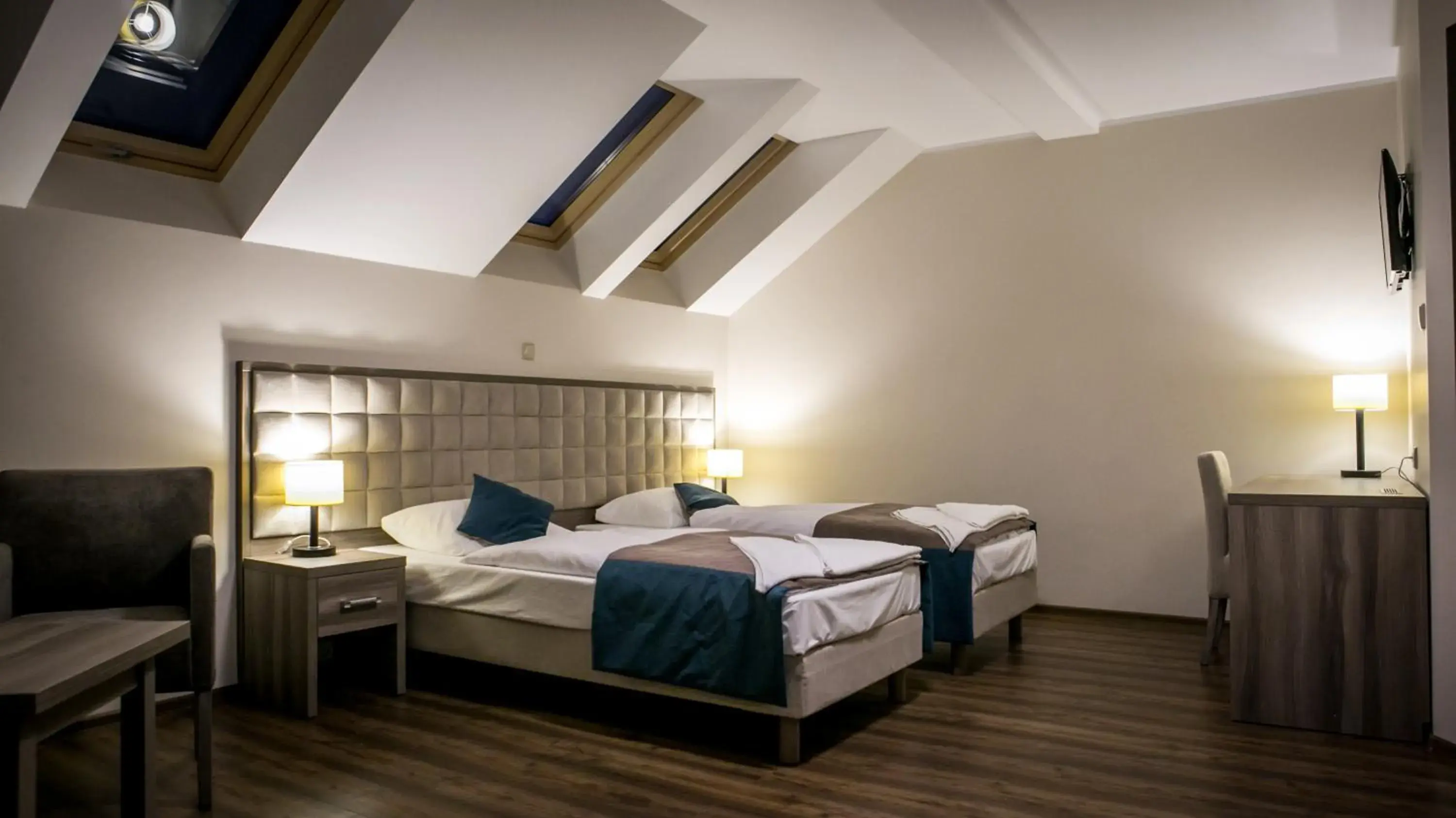 Triple Room in Zajazd Pod Borem Triple Room in Zajazd Pod Borem