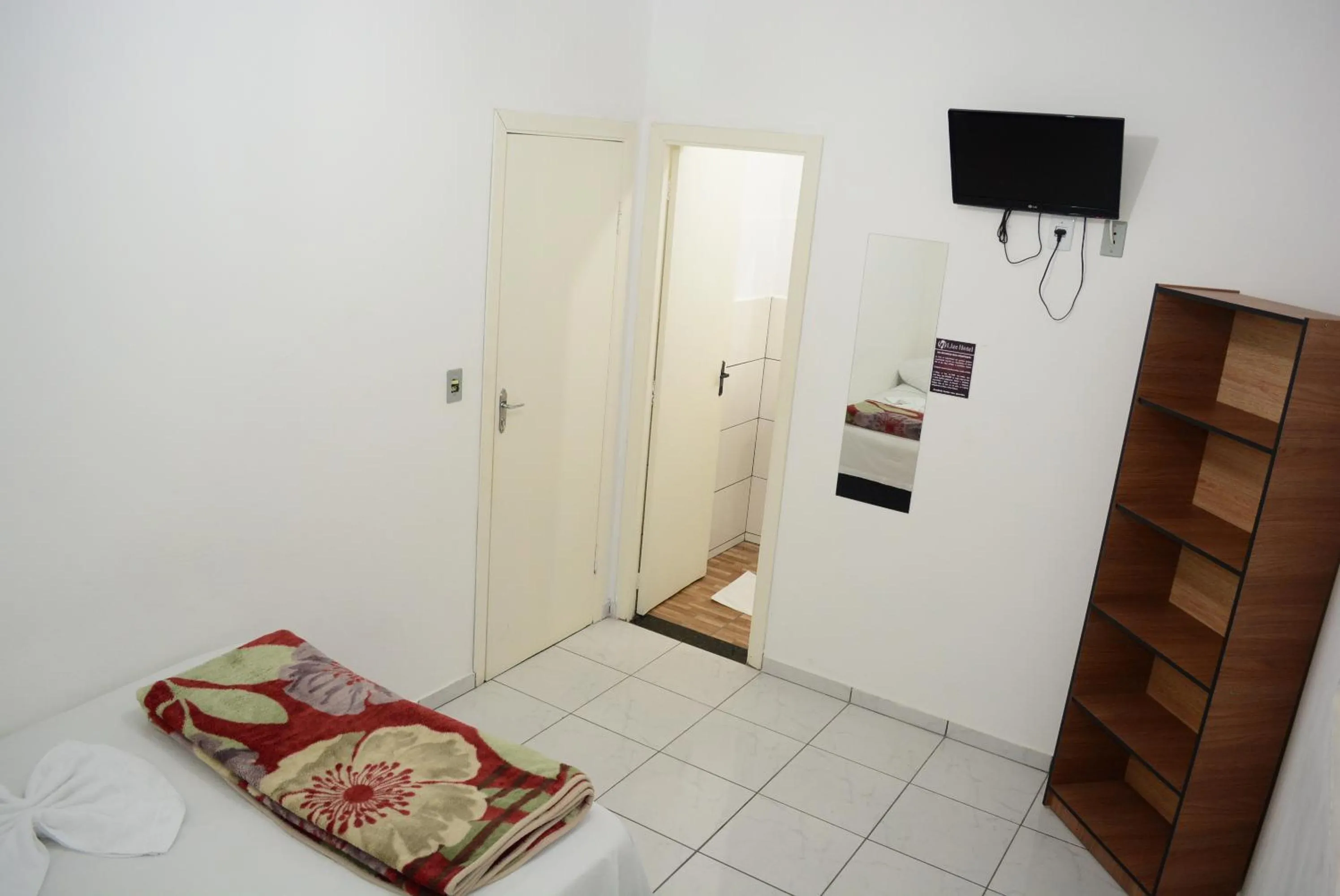 Lize Hotel