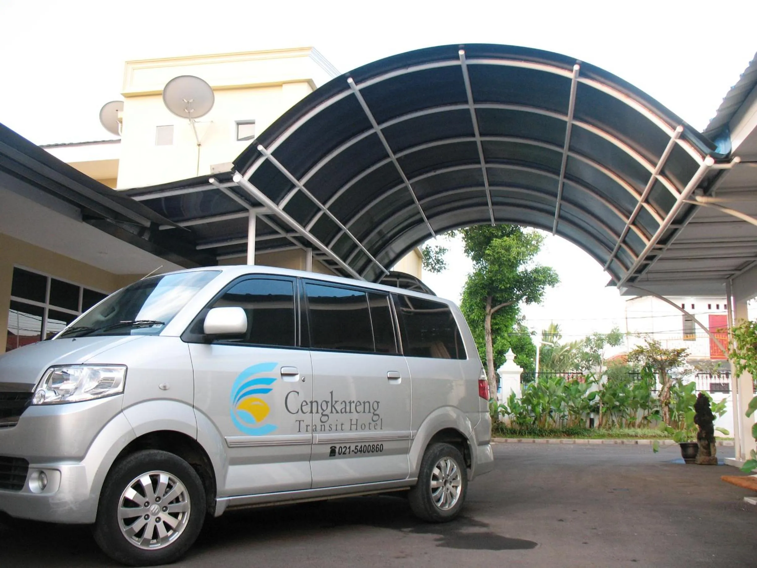 shuttle in Cengkareng Transit Hotel