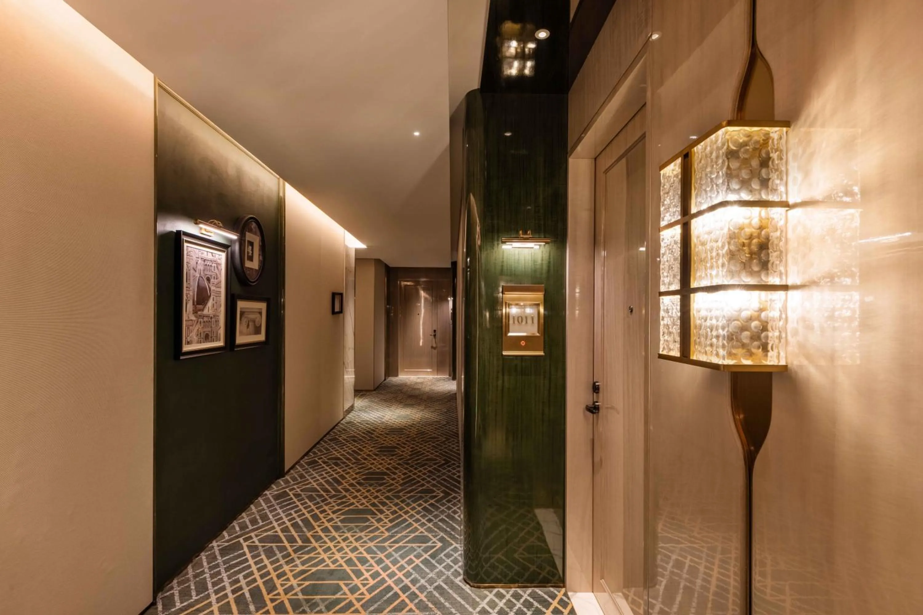 elevator in Fleuve Congo Hotel By Blazon Hotels