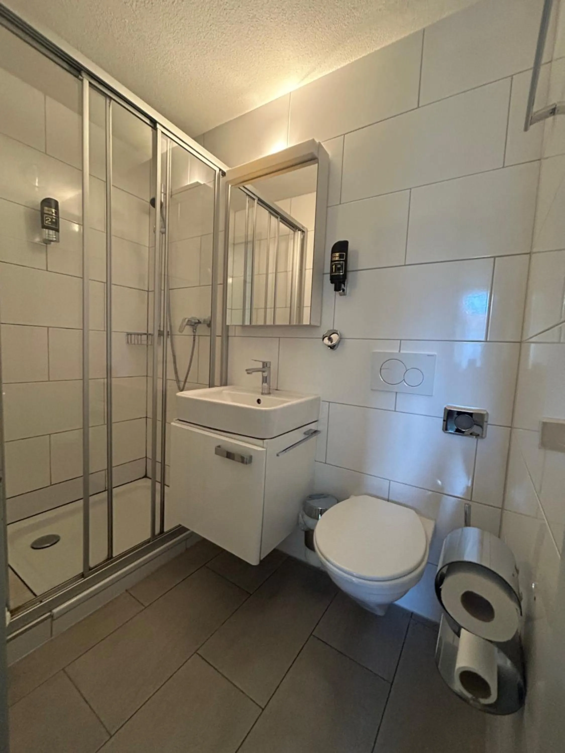 Toilet in Gasthaus 210