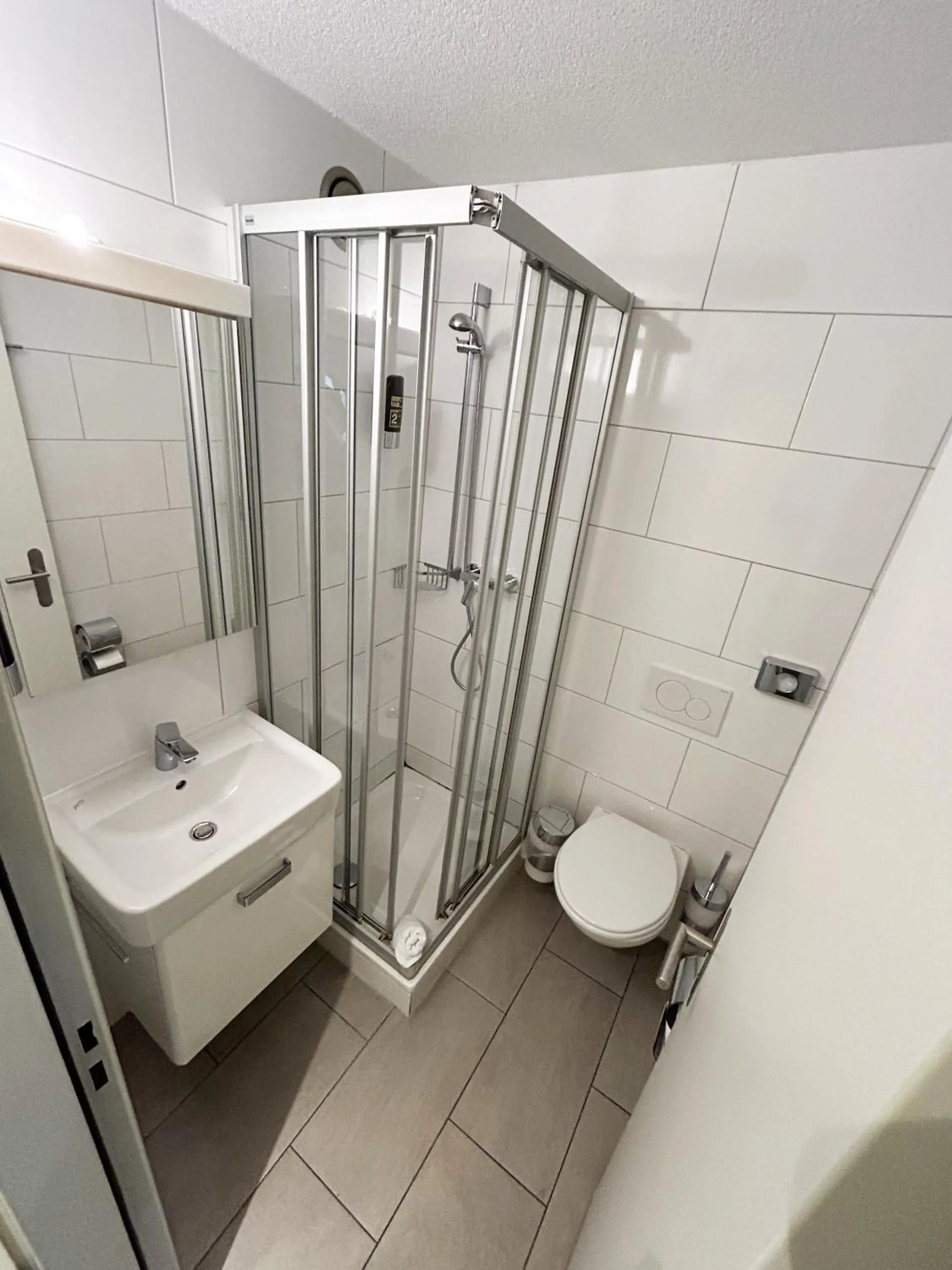 Toilet in Gasthaus 210