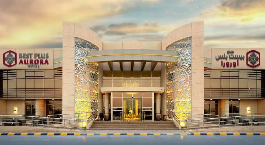 Property building in Best Plus Aurora Hotel