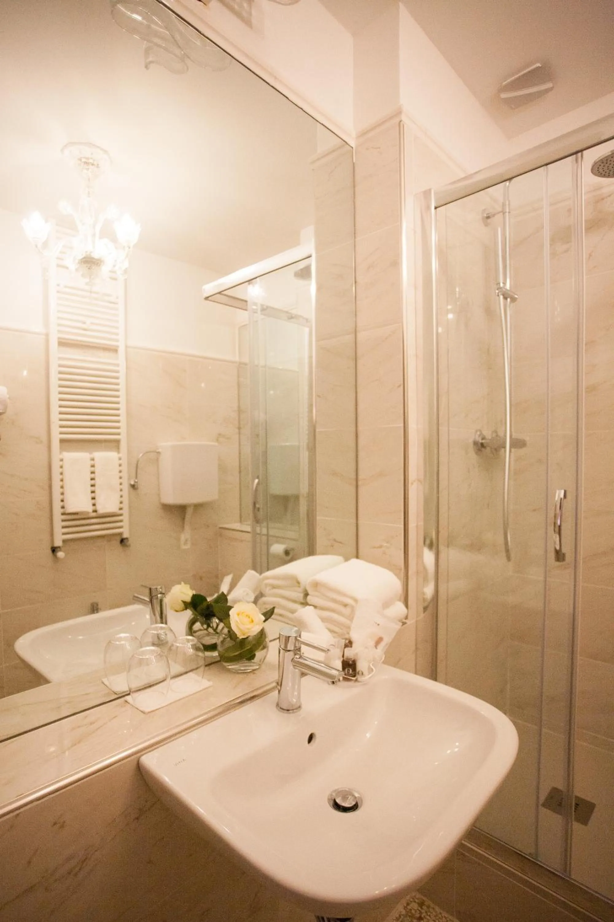 Bathroom in Antico Mercato