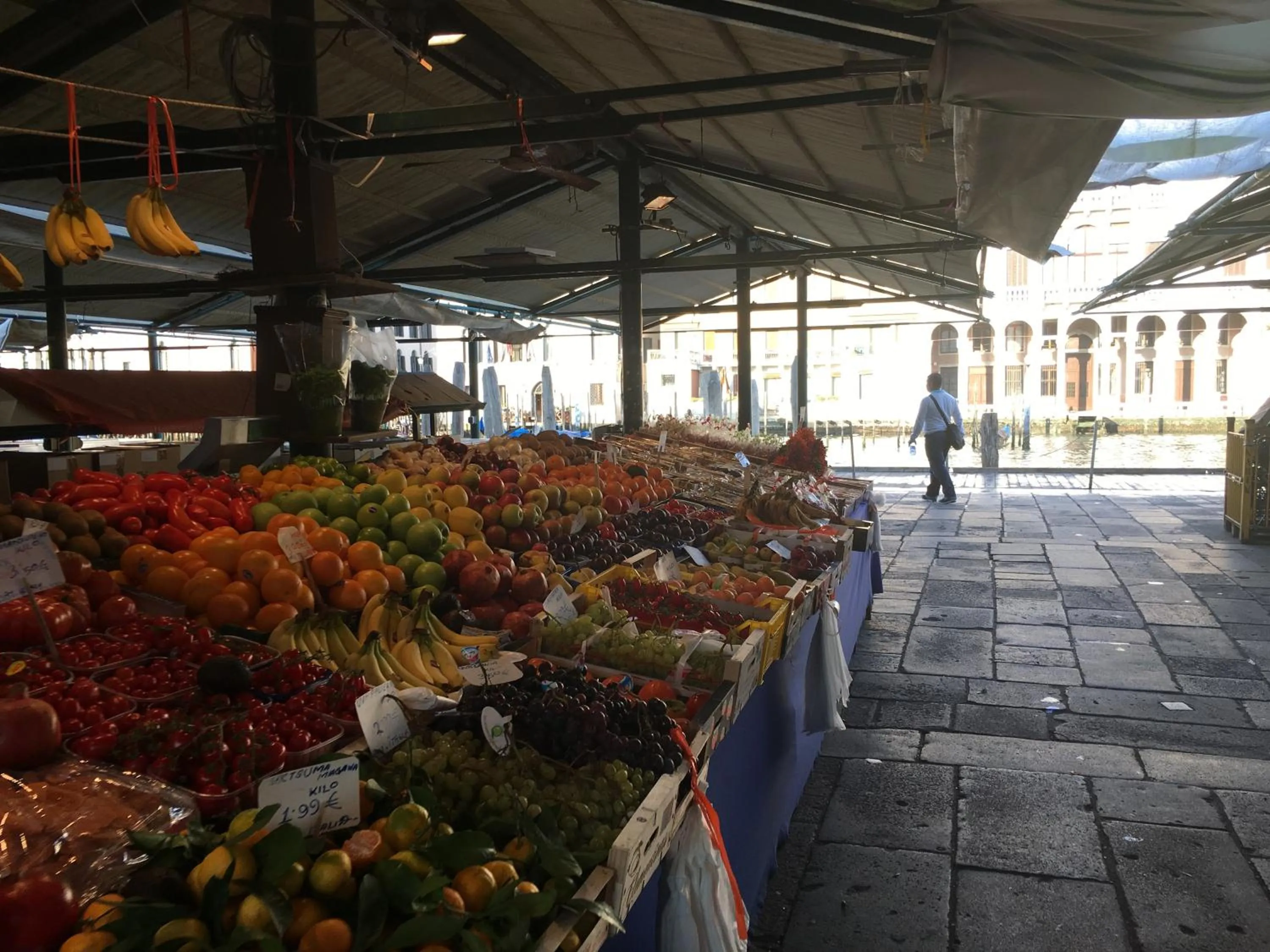 Neighbourhood in Antico Mercato