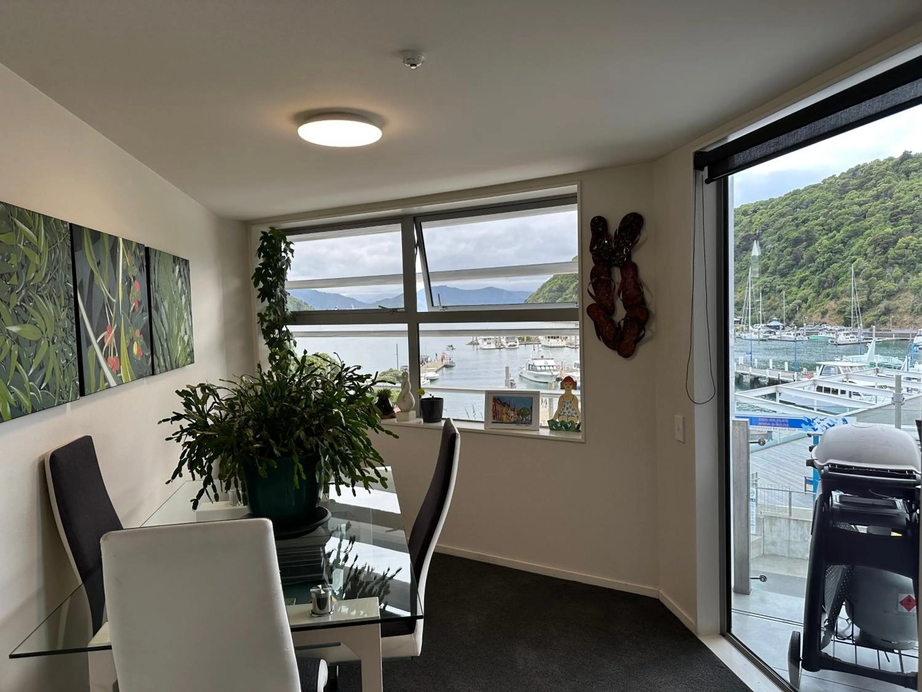 Living room in Picton Waterfront Apartments