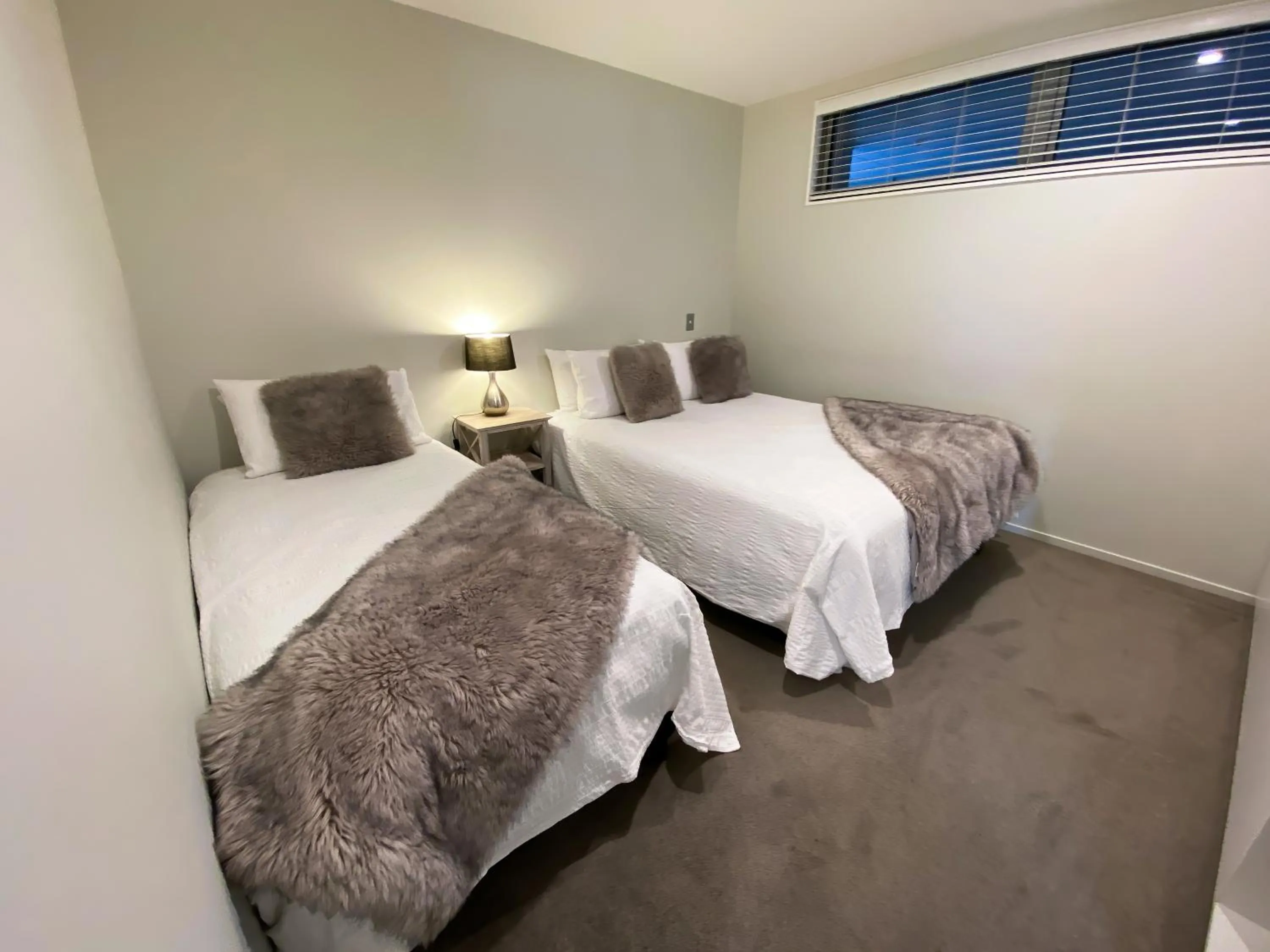 Bedroom, Bed in Picton Waterfront Apartments