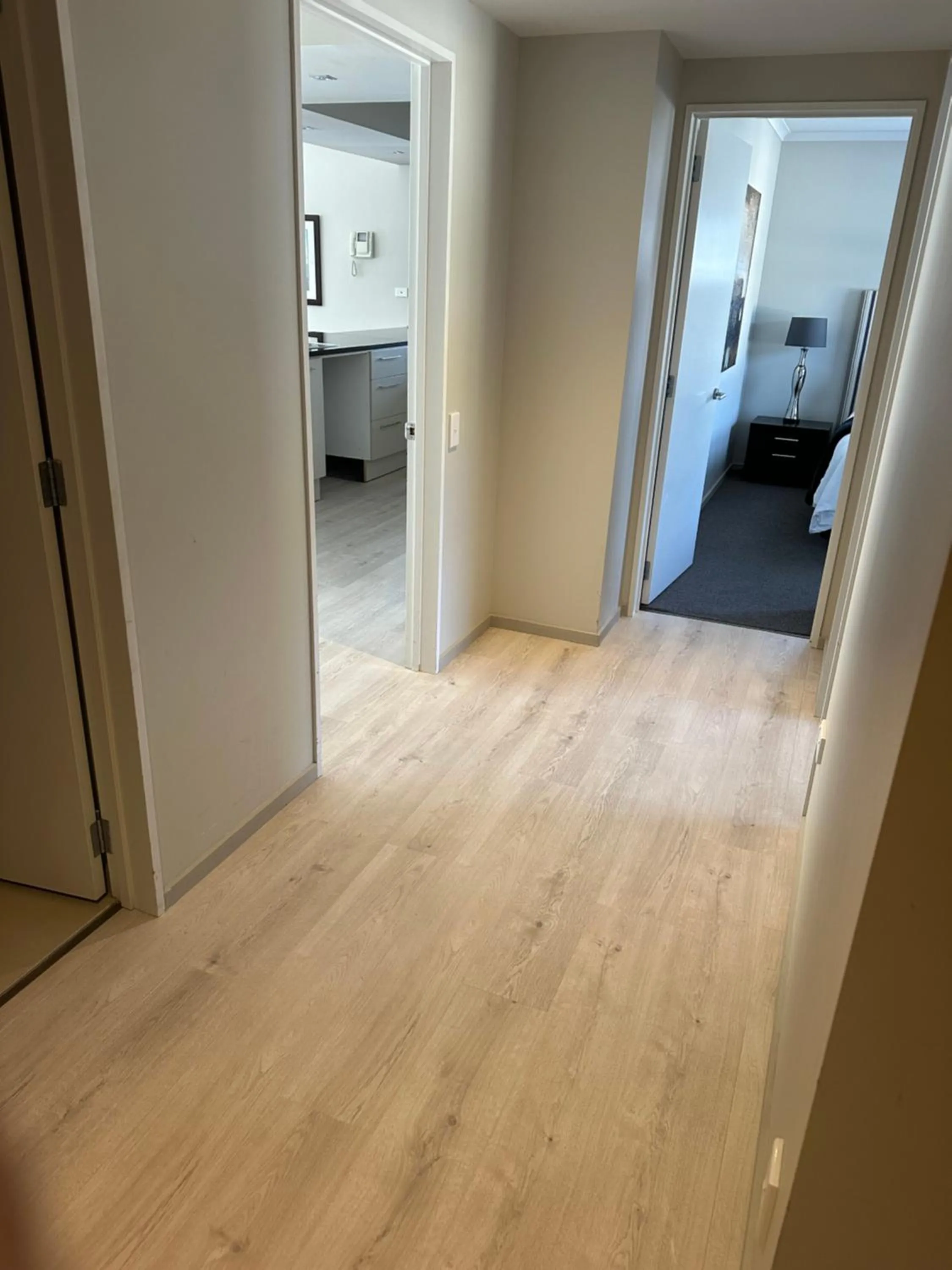 Facade/entrance, Bed in Picton Waterfront Apartments