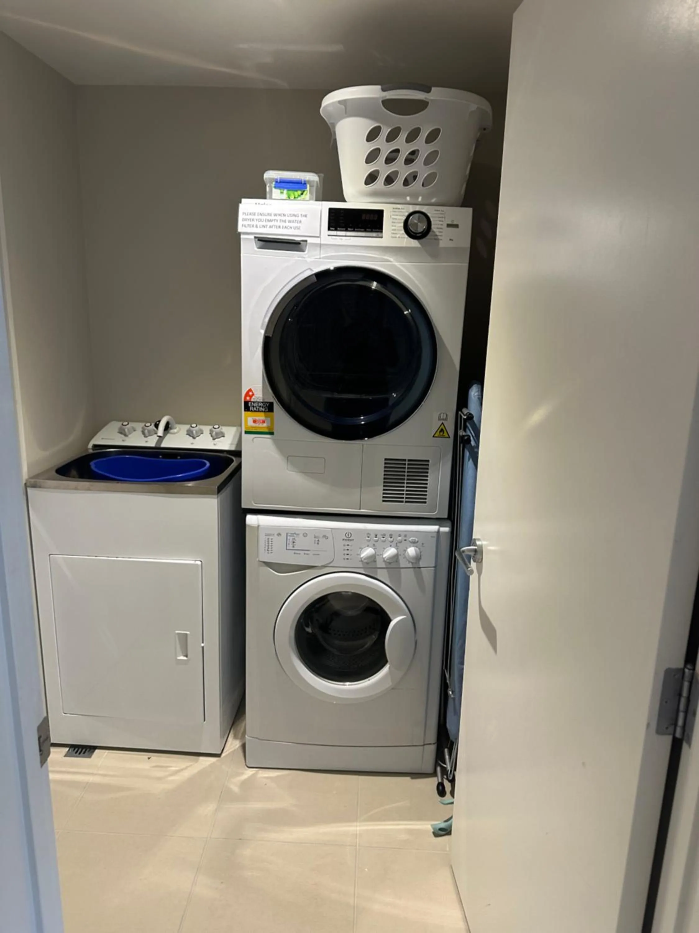 laundry in Picton Waterfront Apartments