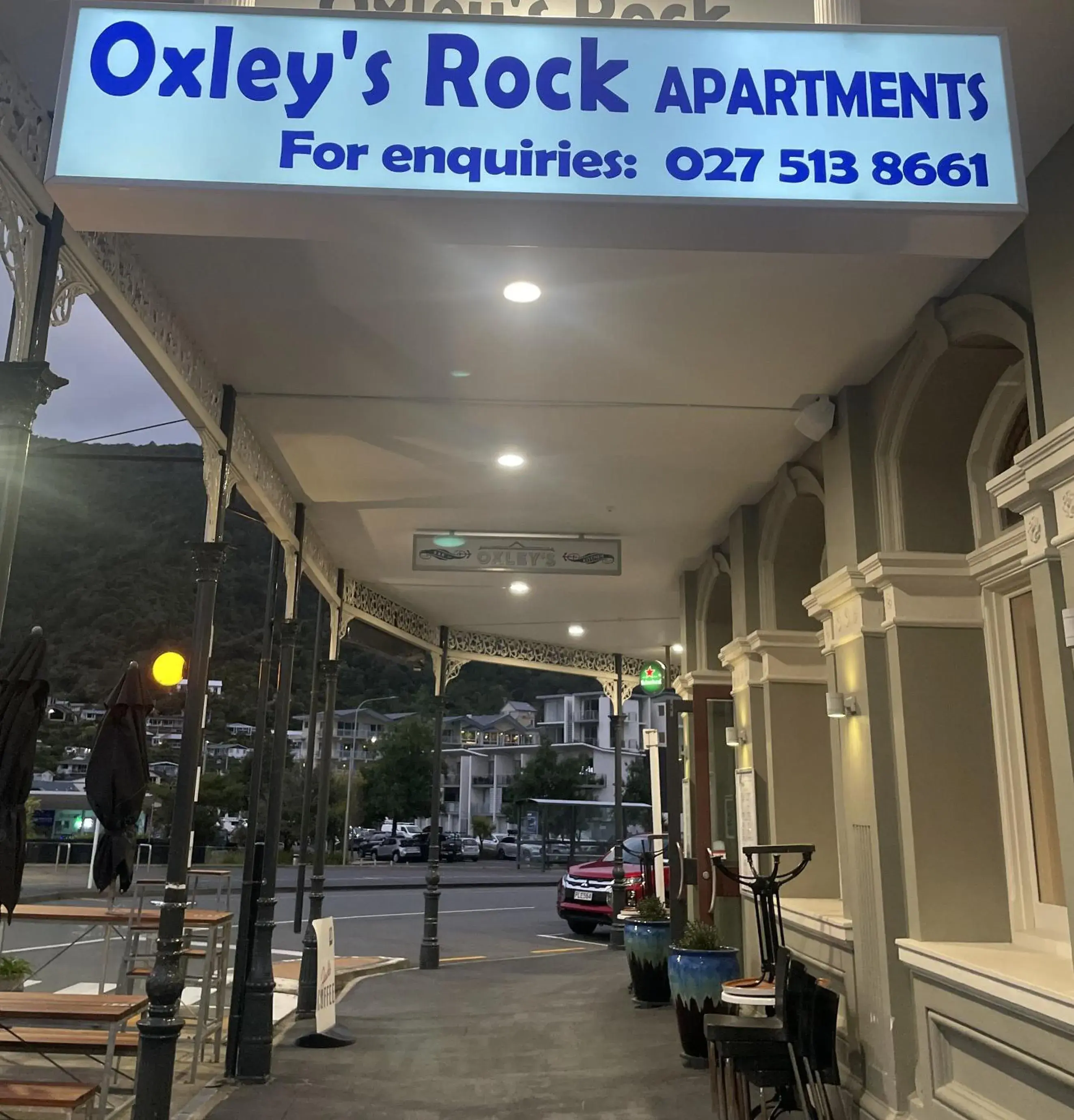 Oxleys 401 in Picton Waterfront Apartments Oxleys 401 in Picton Waterfront Apartments