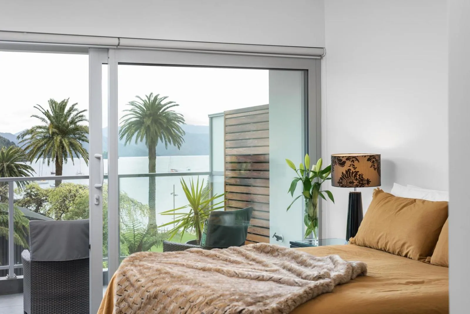 Bedroom, Bed in Picton Waterfront Apartments