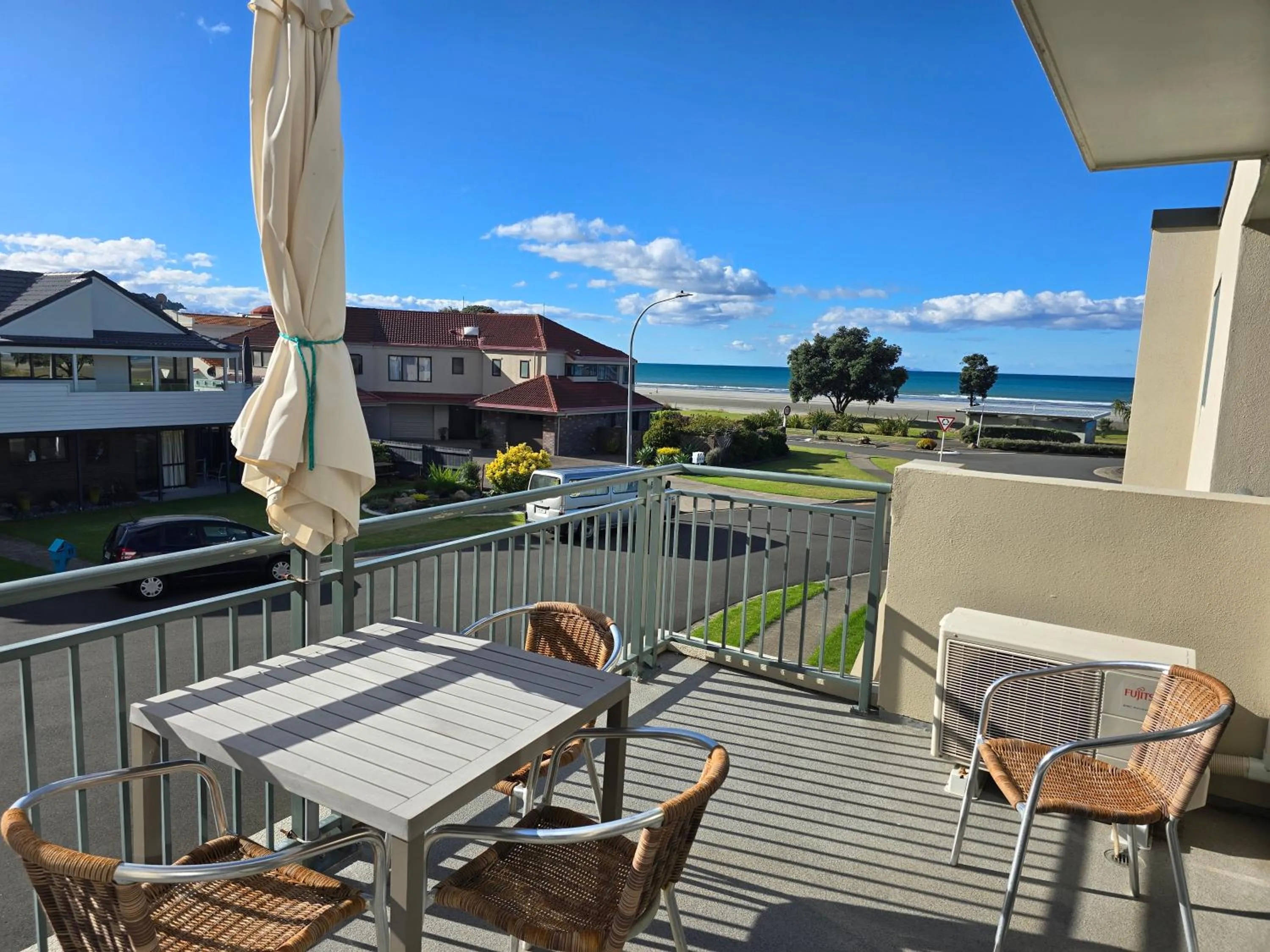 Balcony/Terrace in Beachpoint Apartments