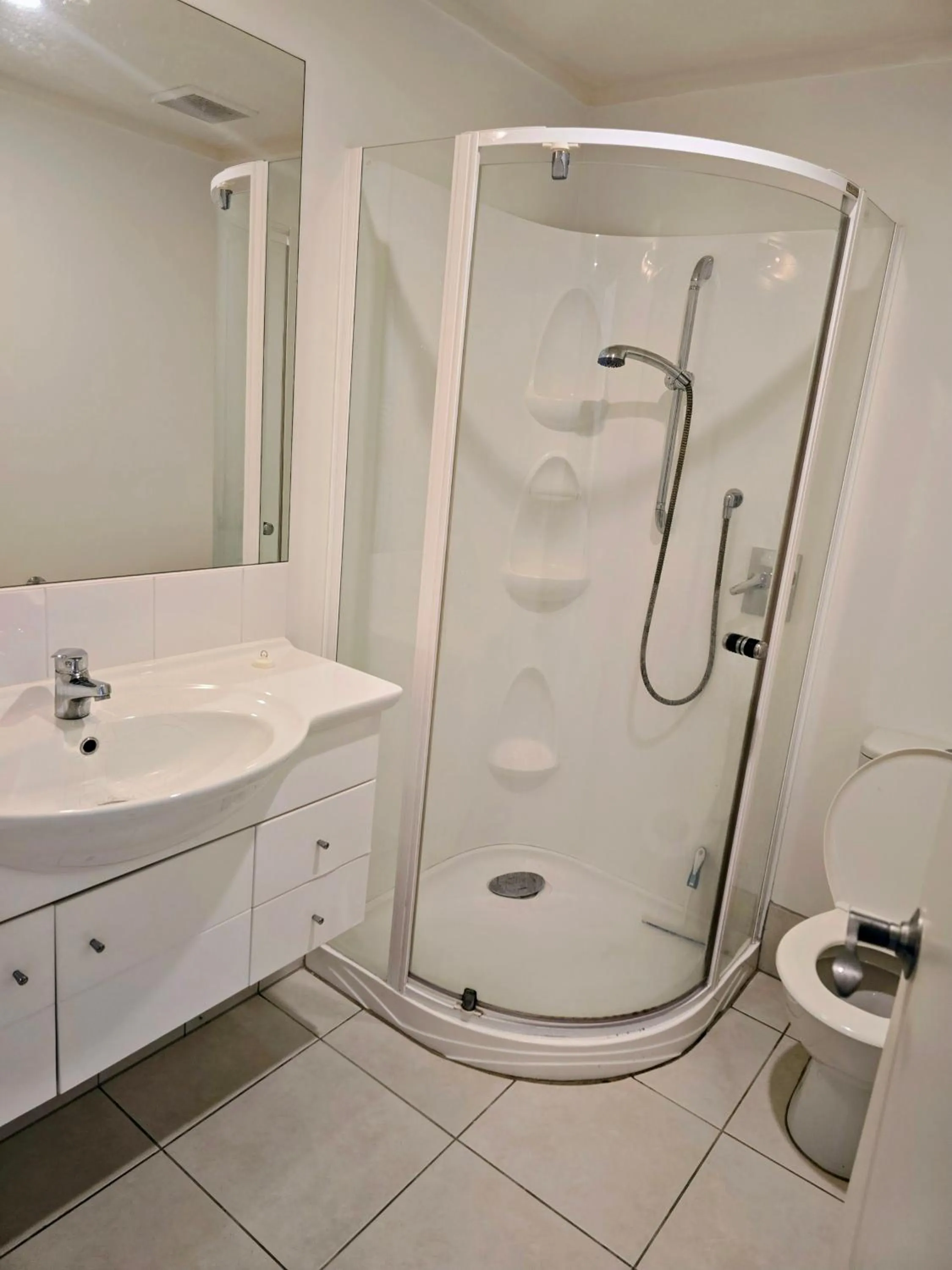 Beachpoint Apartments