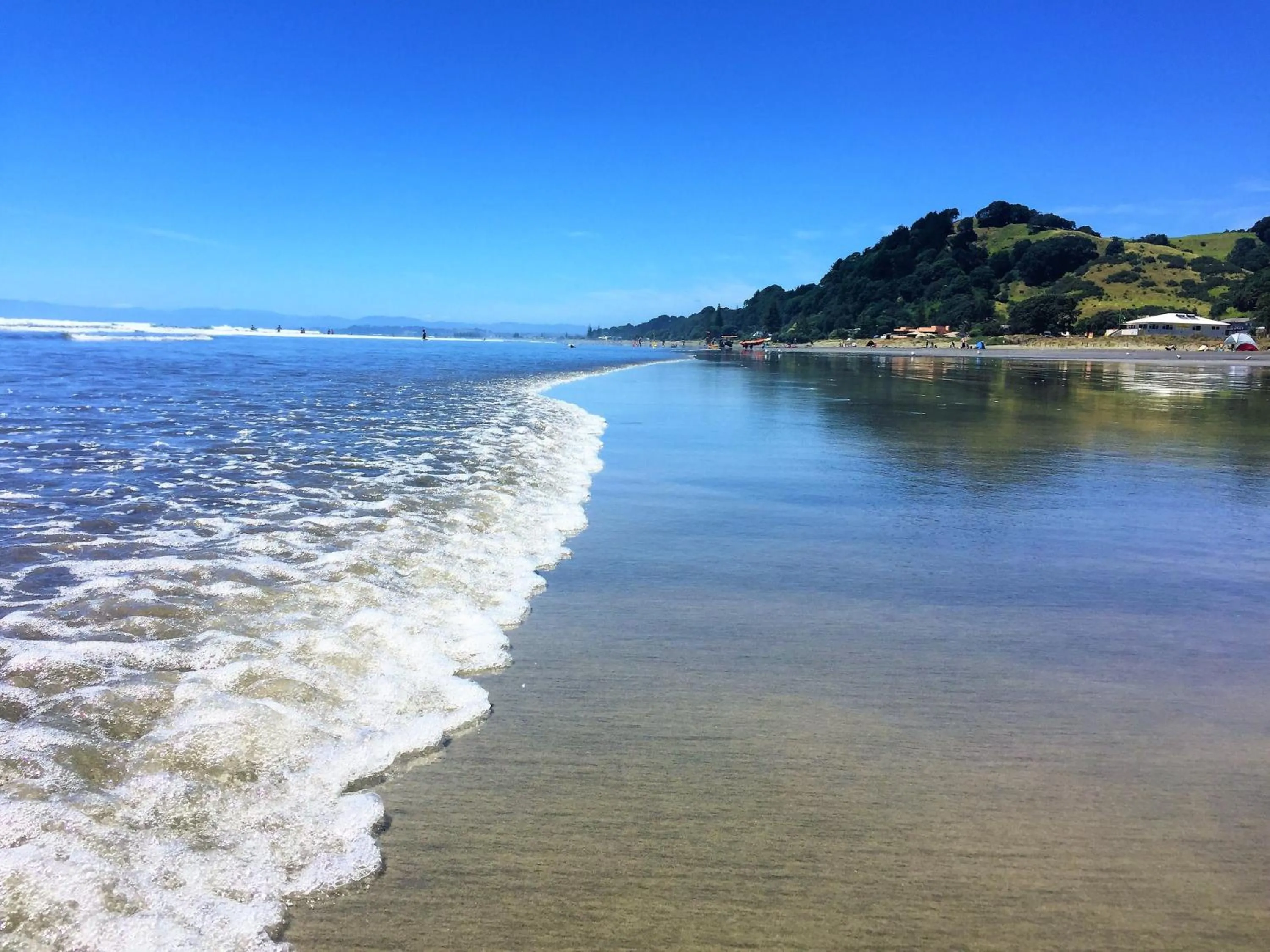 Two-Bedroom Apartment in Beachpoint Apartments