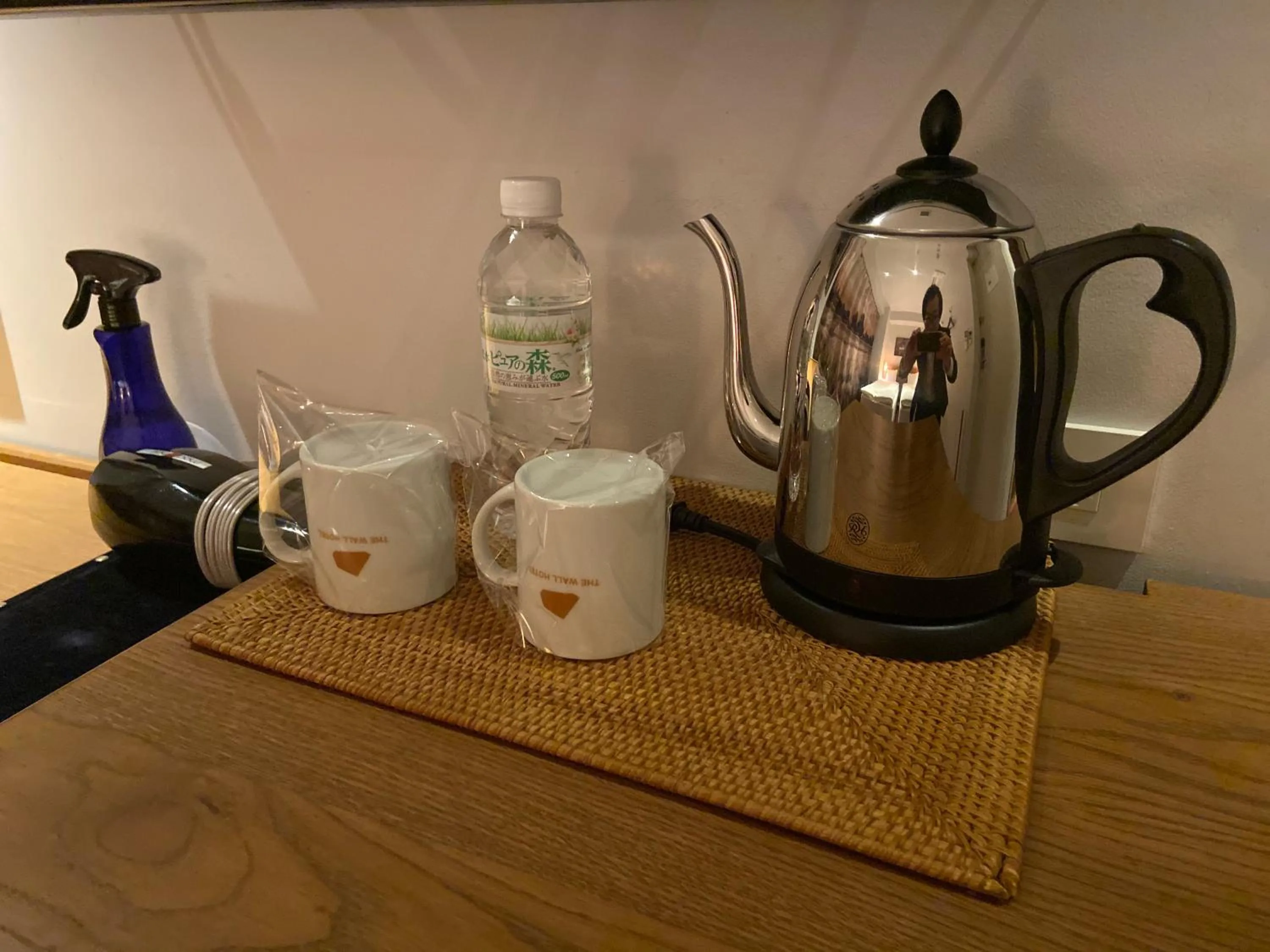 Drinks in The Wall Hotel