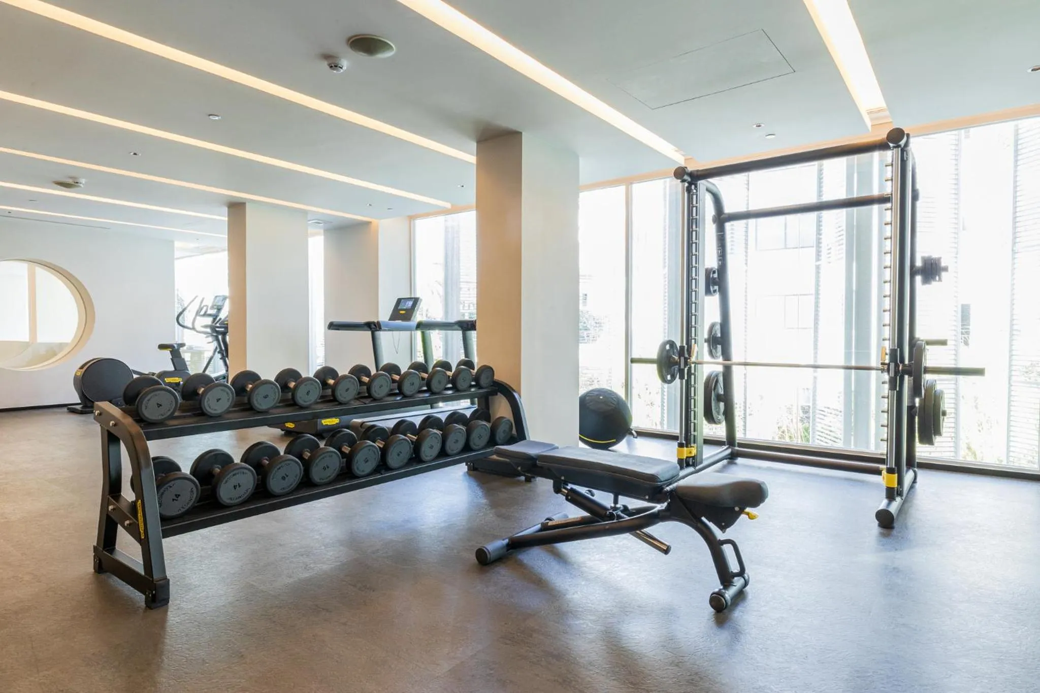 Fitness centre/facilities in Rajah Hotel