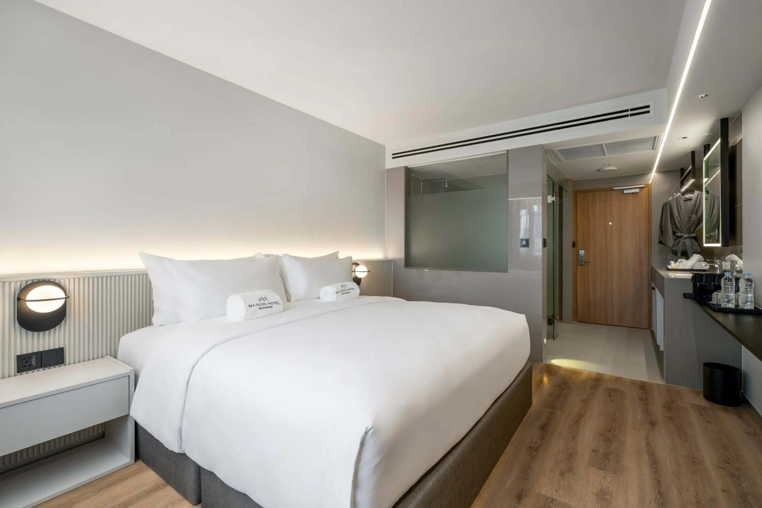 Bedroom, Bed in Rajah Hotel