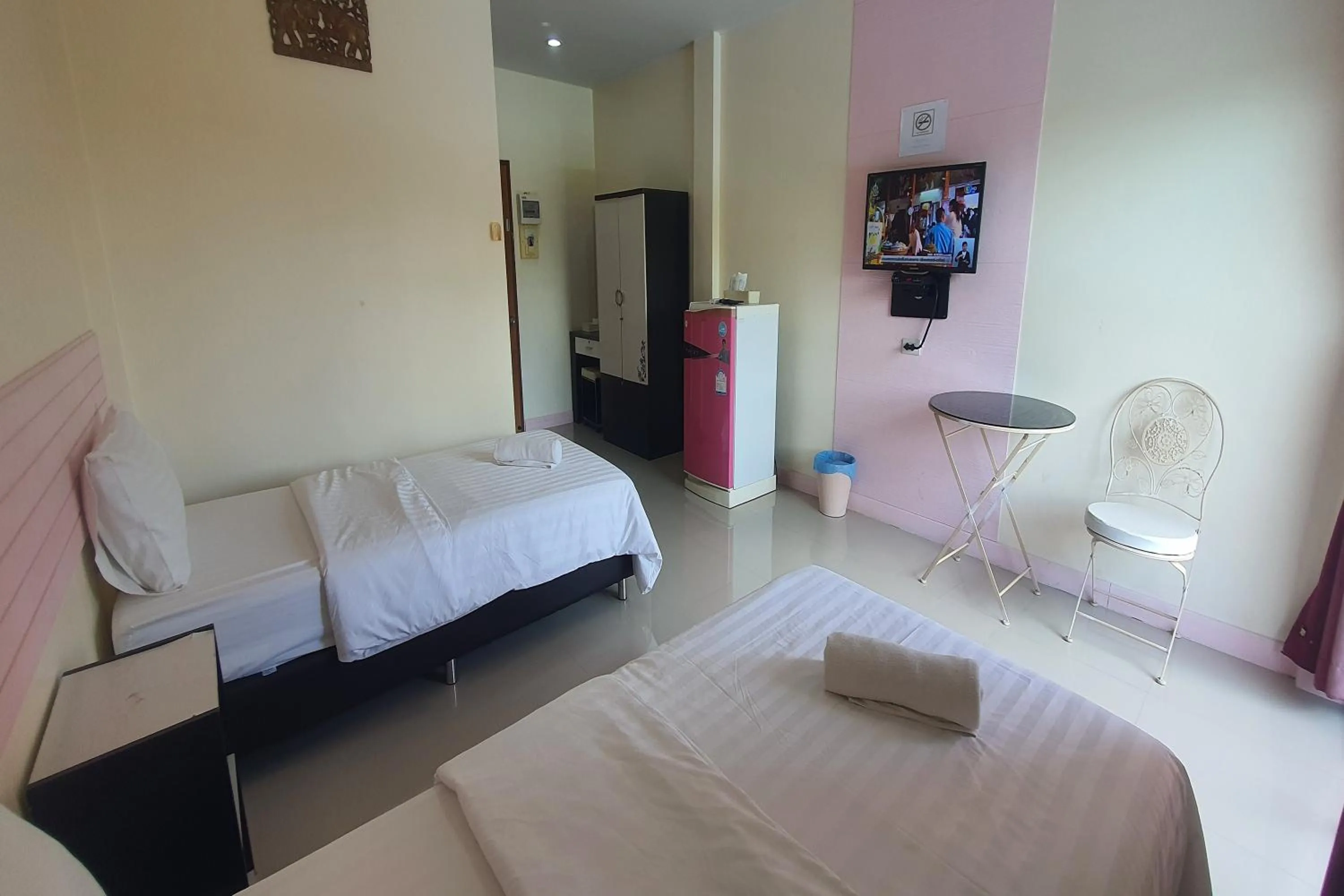 Bedroom, Bed in M Resort