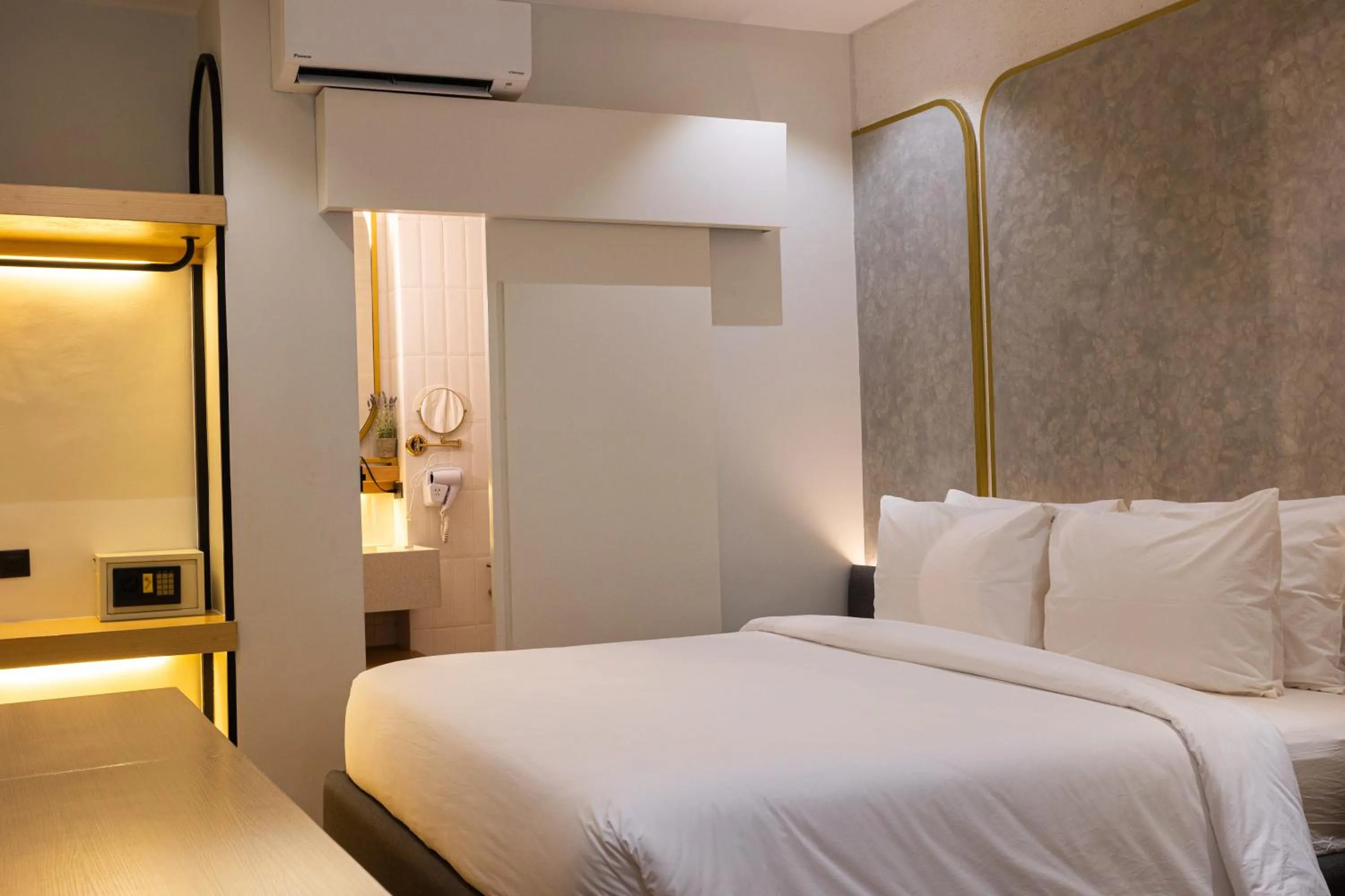 Bed in Azzurro Hotel