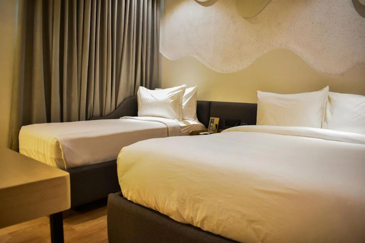 Deluxe Twin Room in Azzurro Hotel