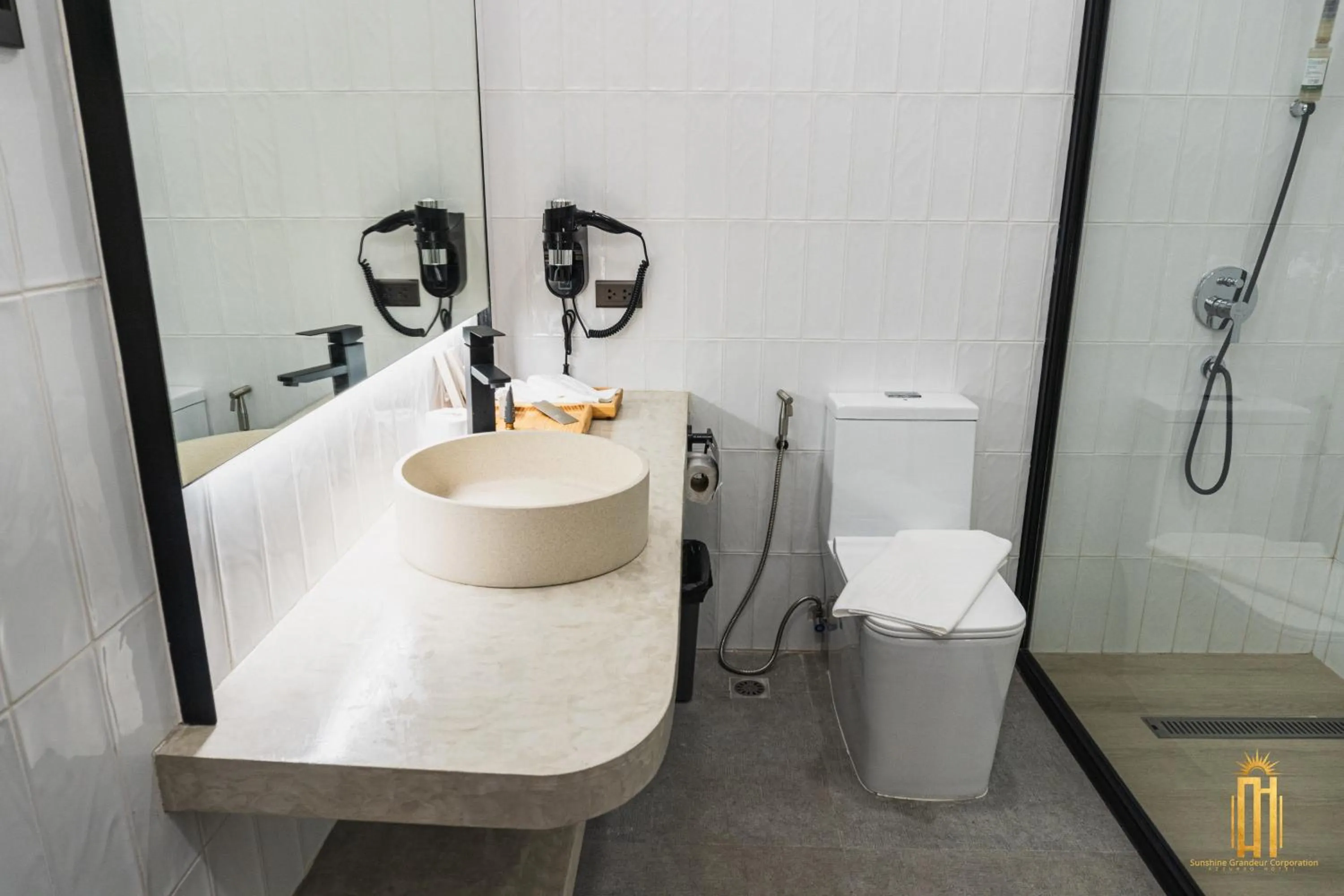 Bathroom in Azzurro Hotel