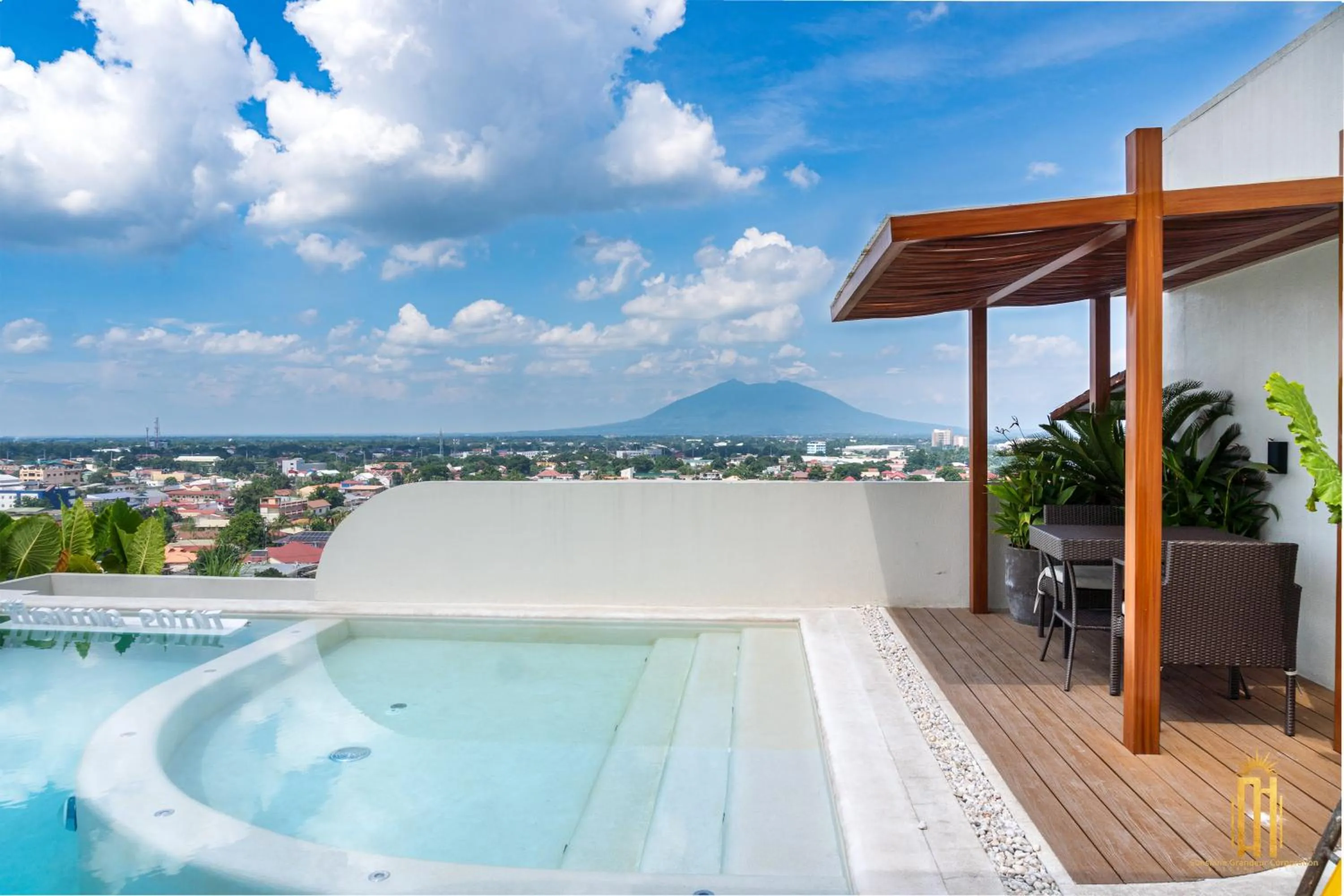 Swimming pool in Azzurro Hotel