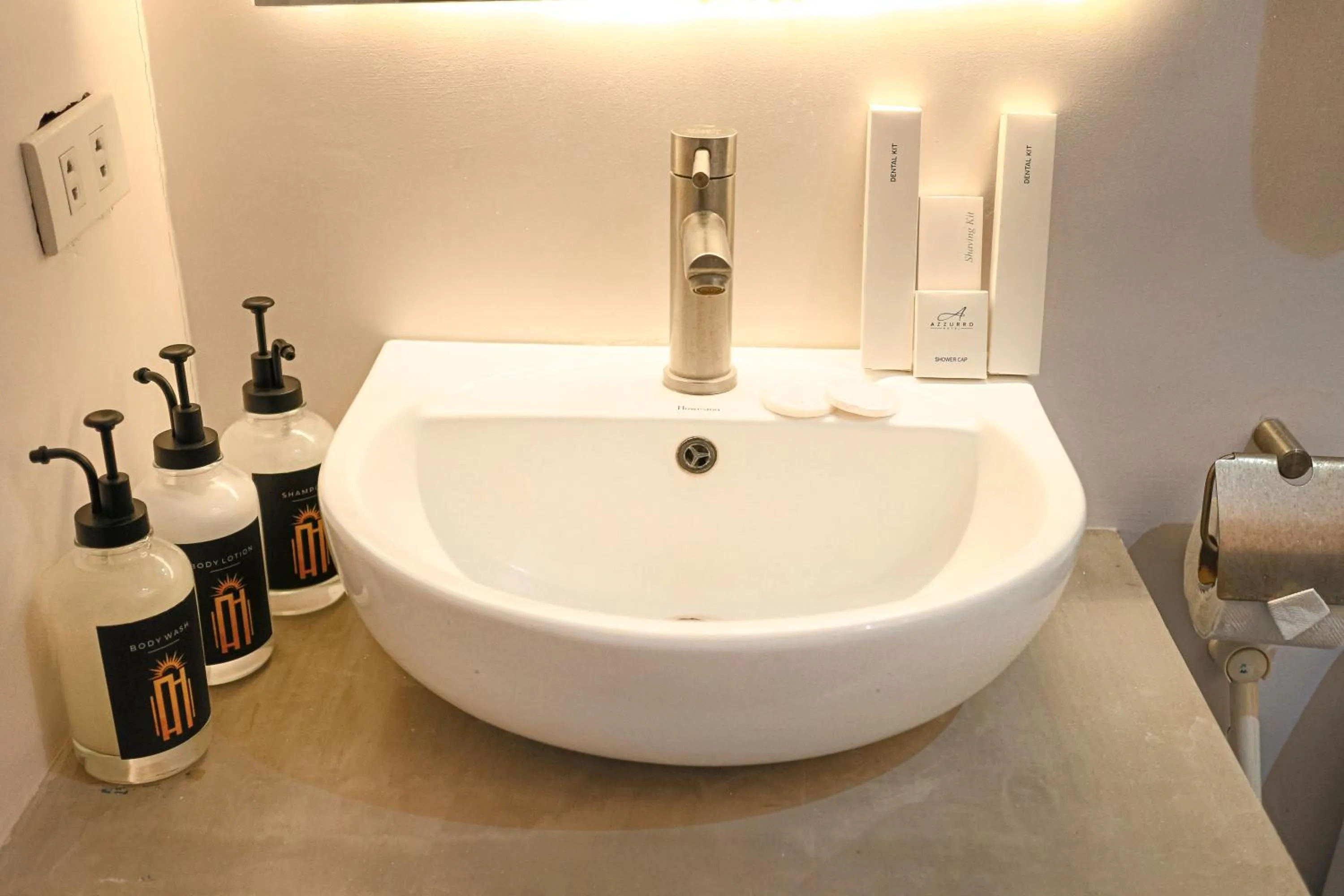 Bathroom in Azzurro Hotel