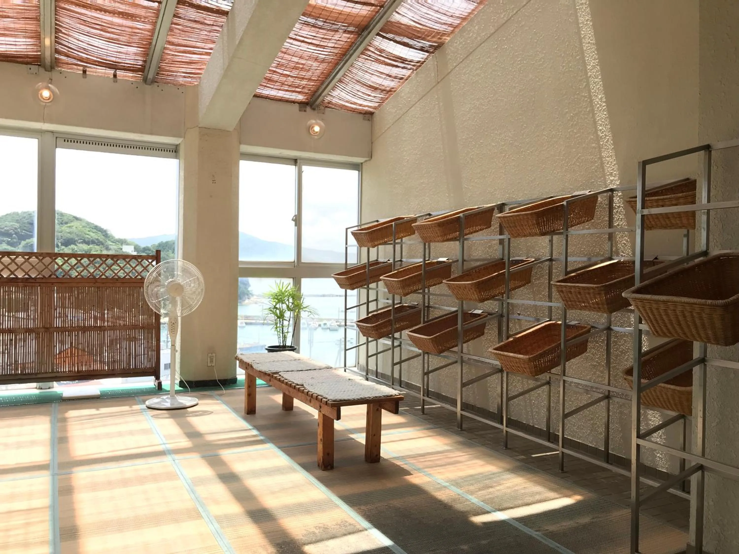 Hot Spring Bath in Suzunami