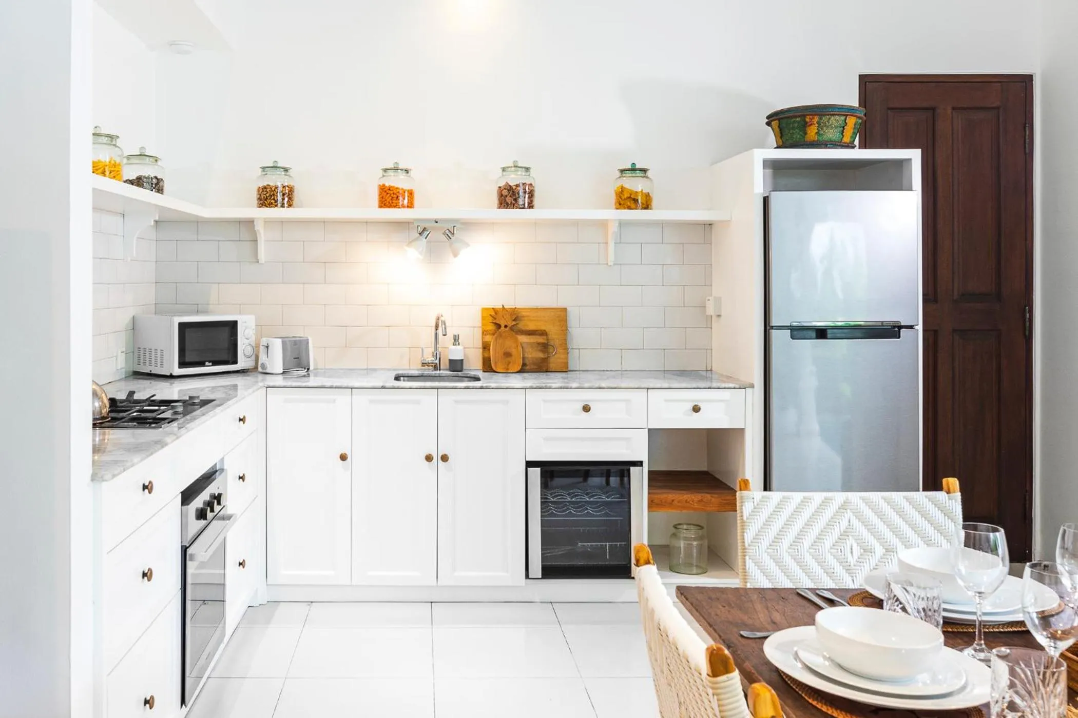 Kitchen or kitchenette in Villa Atma