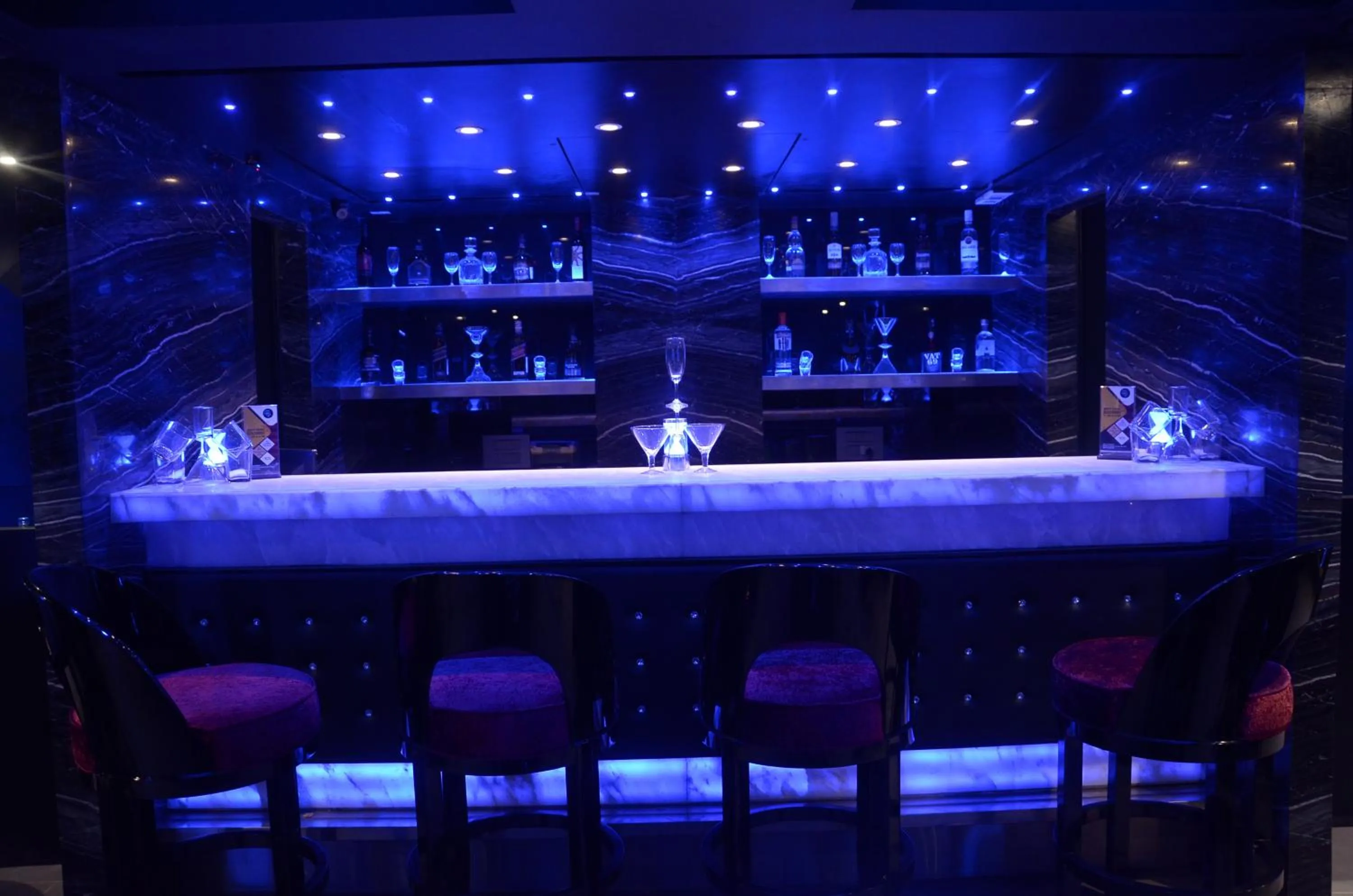 Facade/entrance in Varju Villa