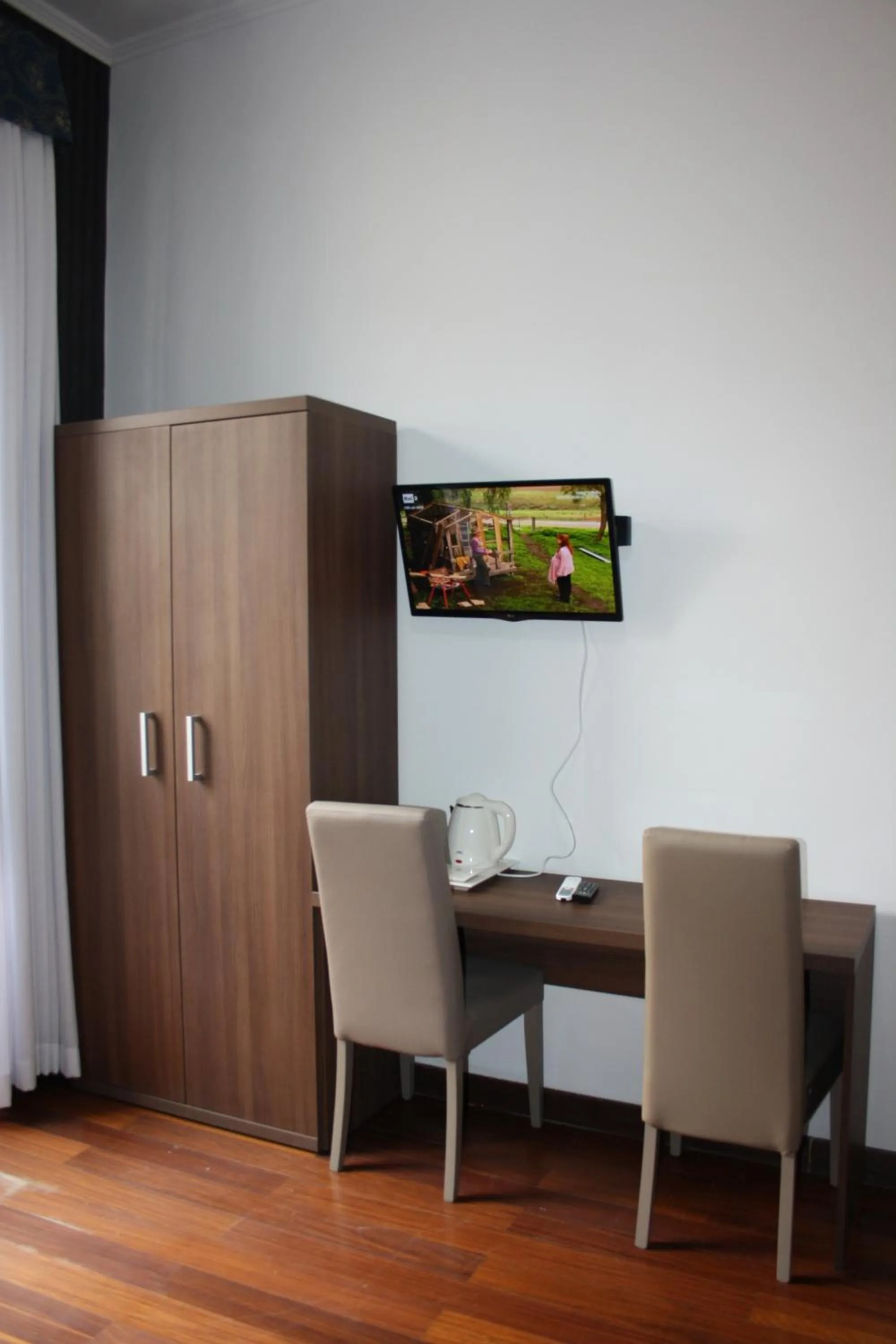 Living room in Marziah Inn