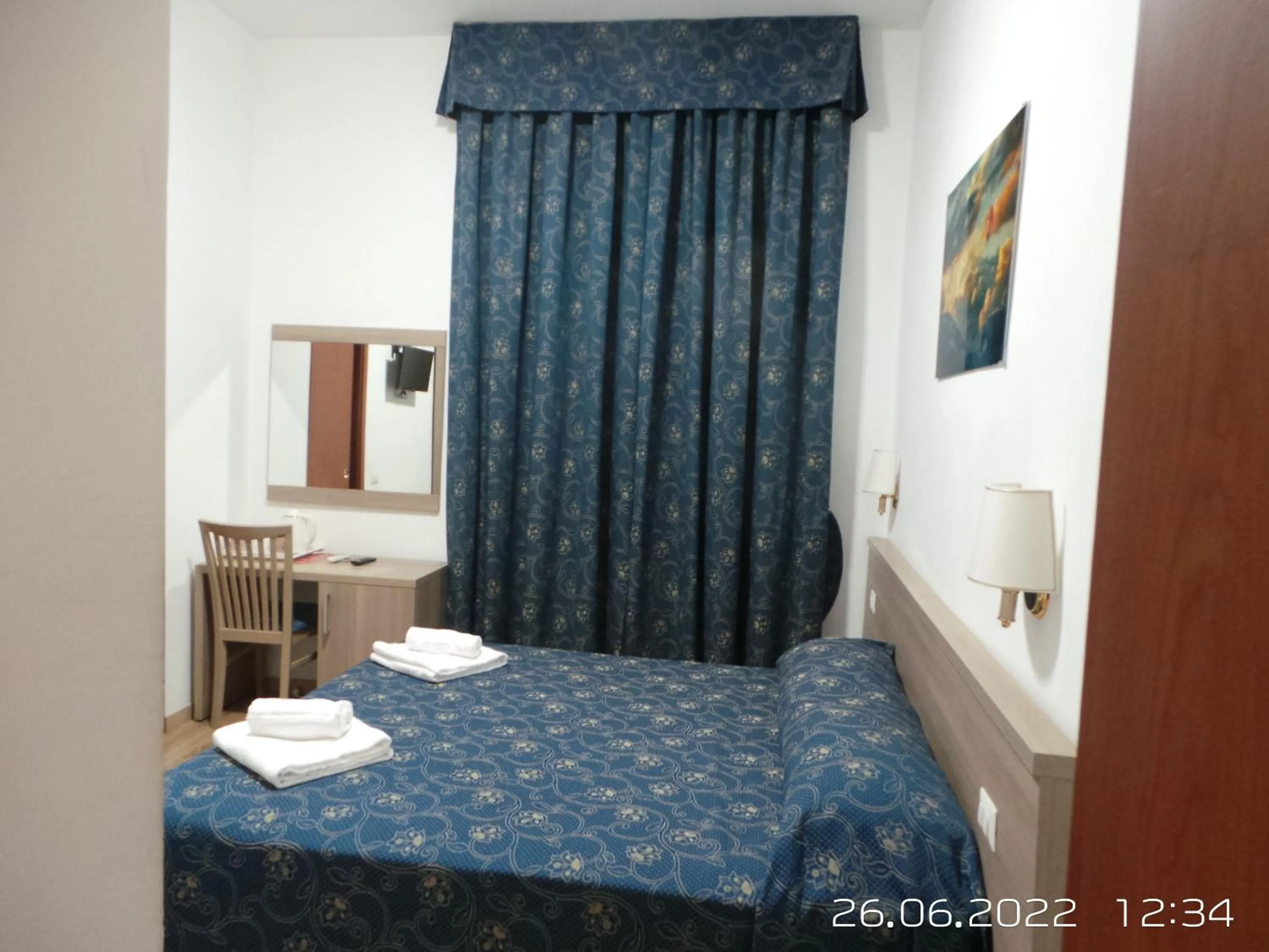 Bedroom, Bed in Marziah Inn