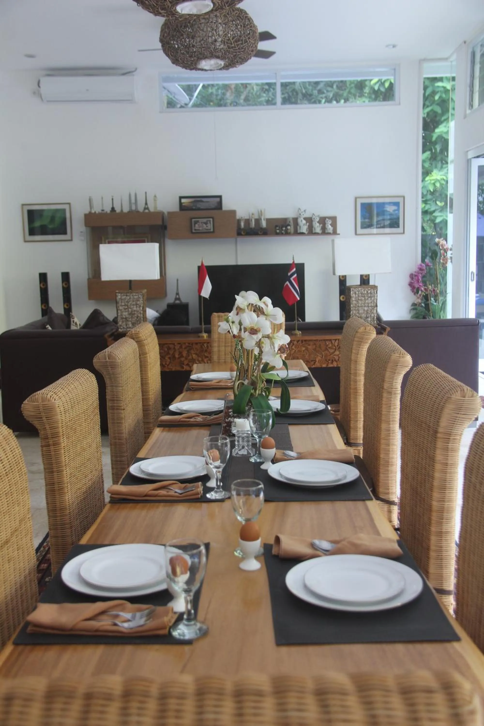 Food, Restaurant/Places to Eat in Narvik Villa