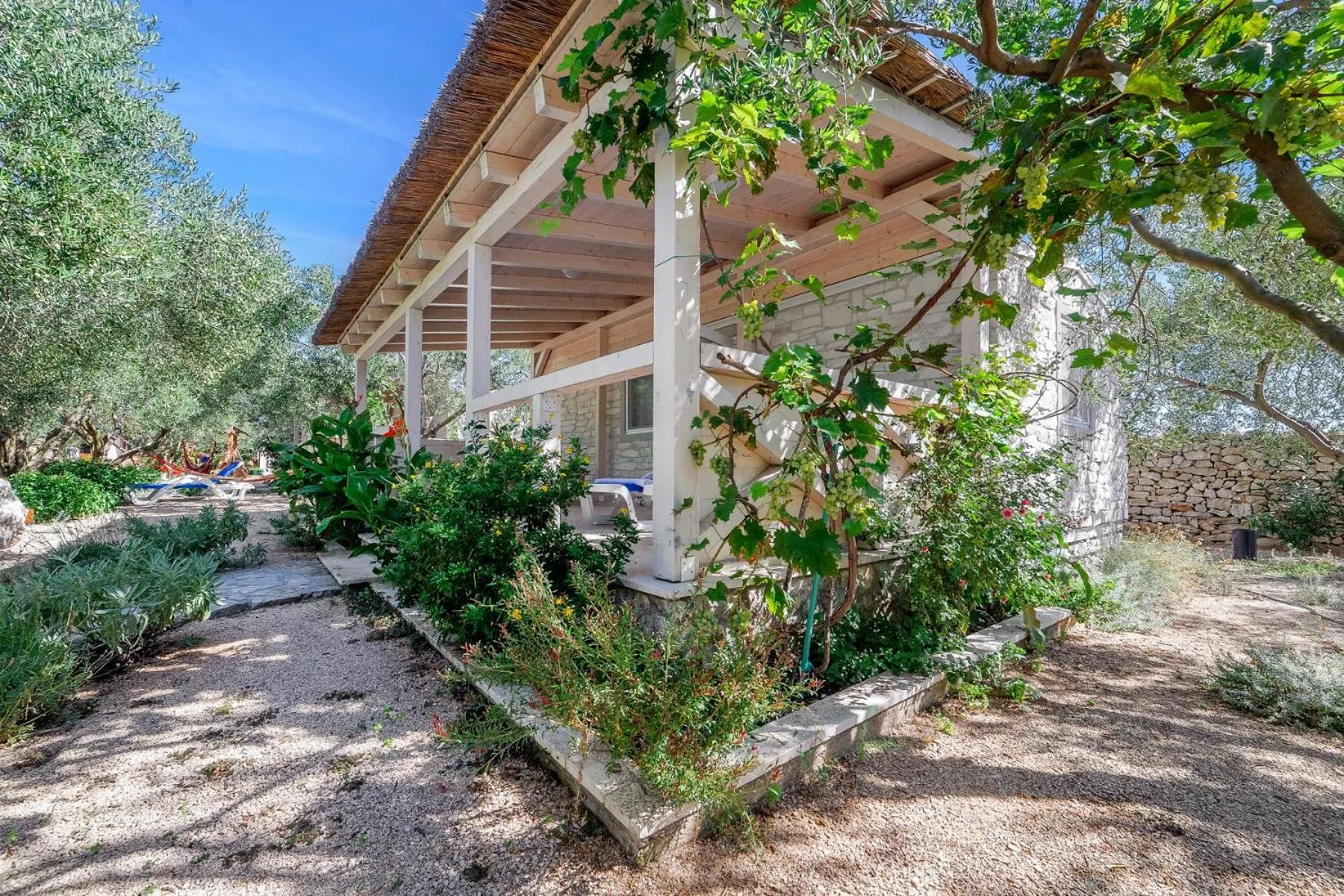 Garden in Mobile Homes Holiday Olive Garden