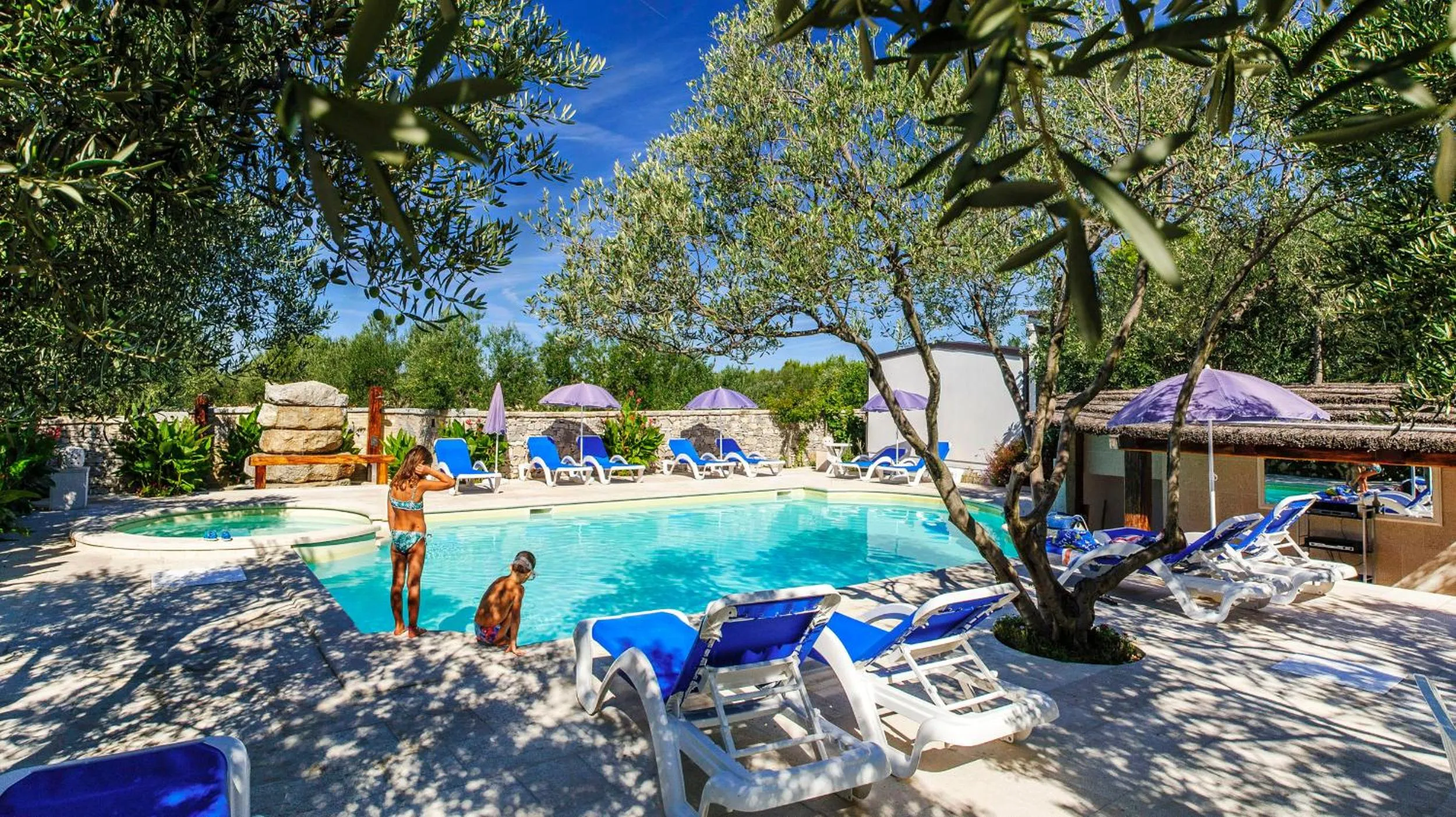 Swimming pool in Mobile Homes Holiday Olive Garden