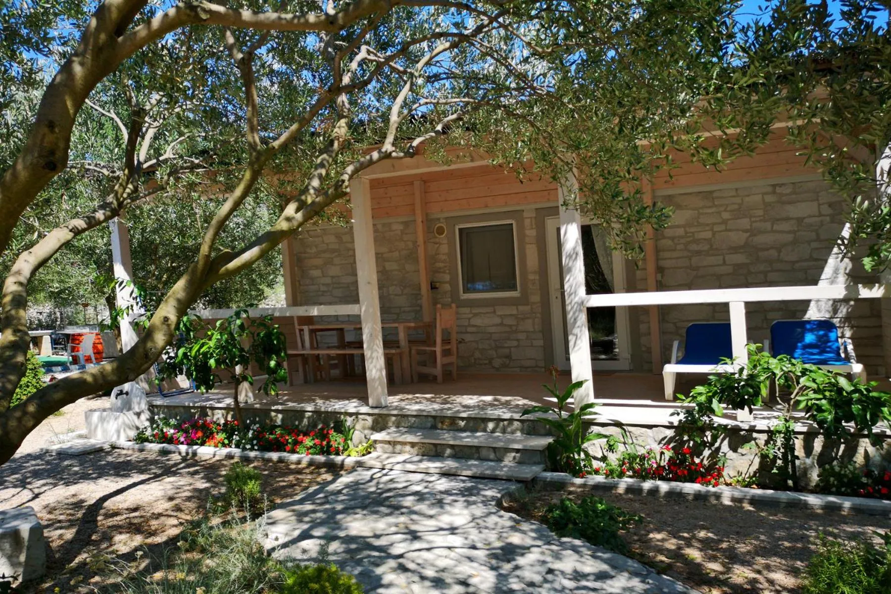 Property building in Mobile Homes Holiday Olive Garden