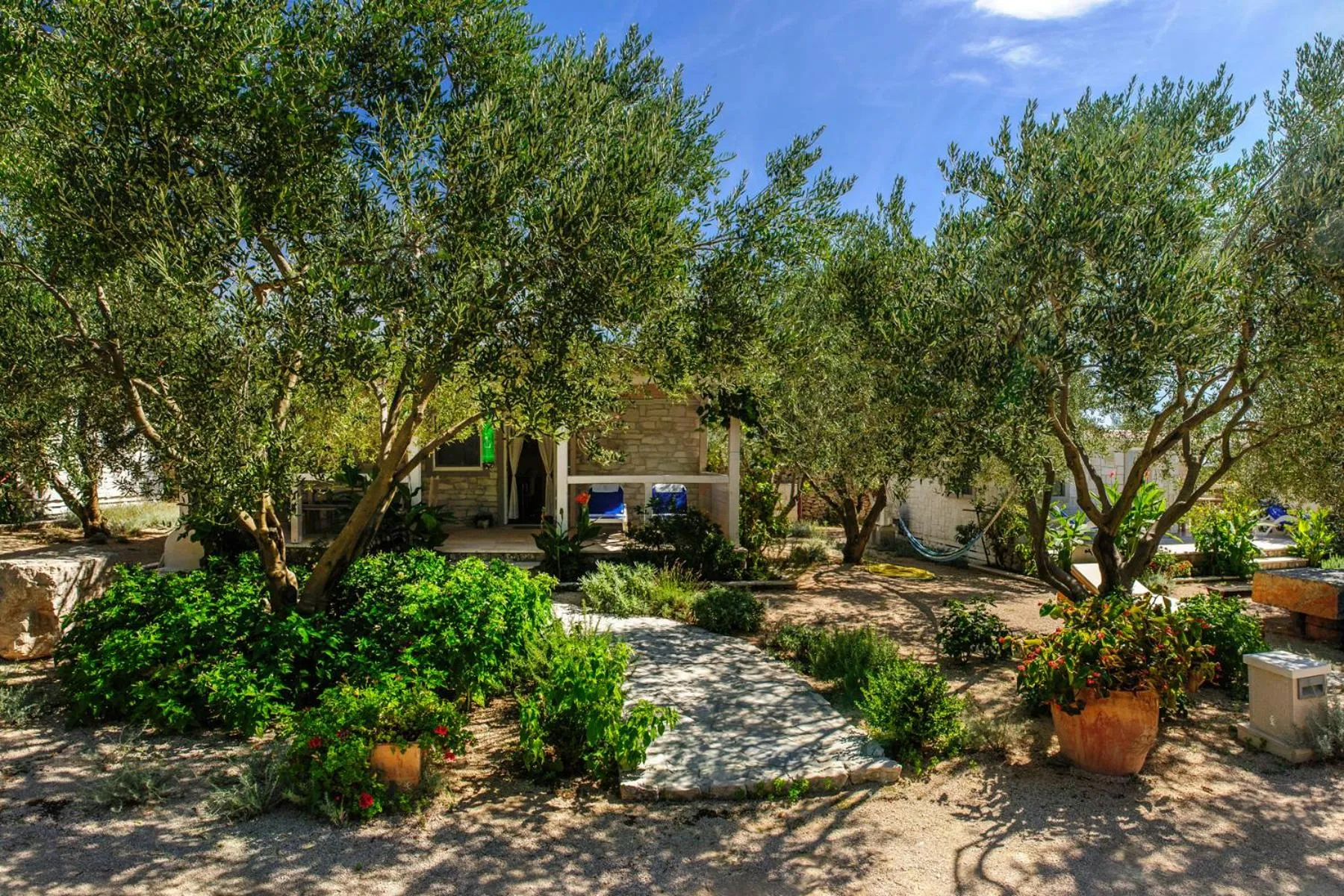 Property building in Mobile Homes Holiday Olive Garden