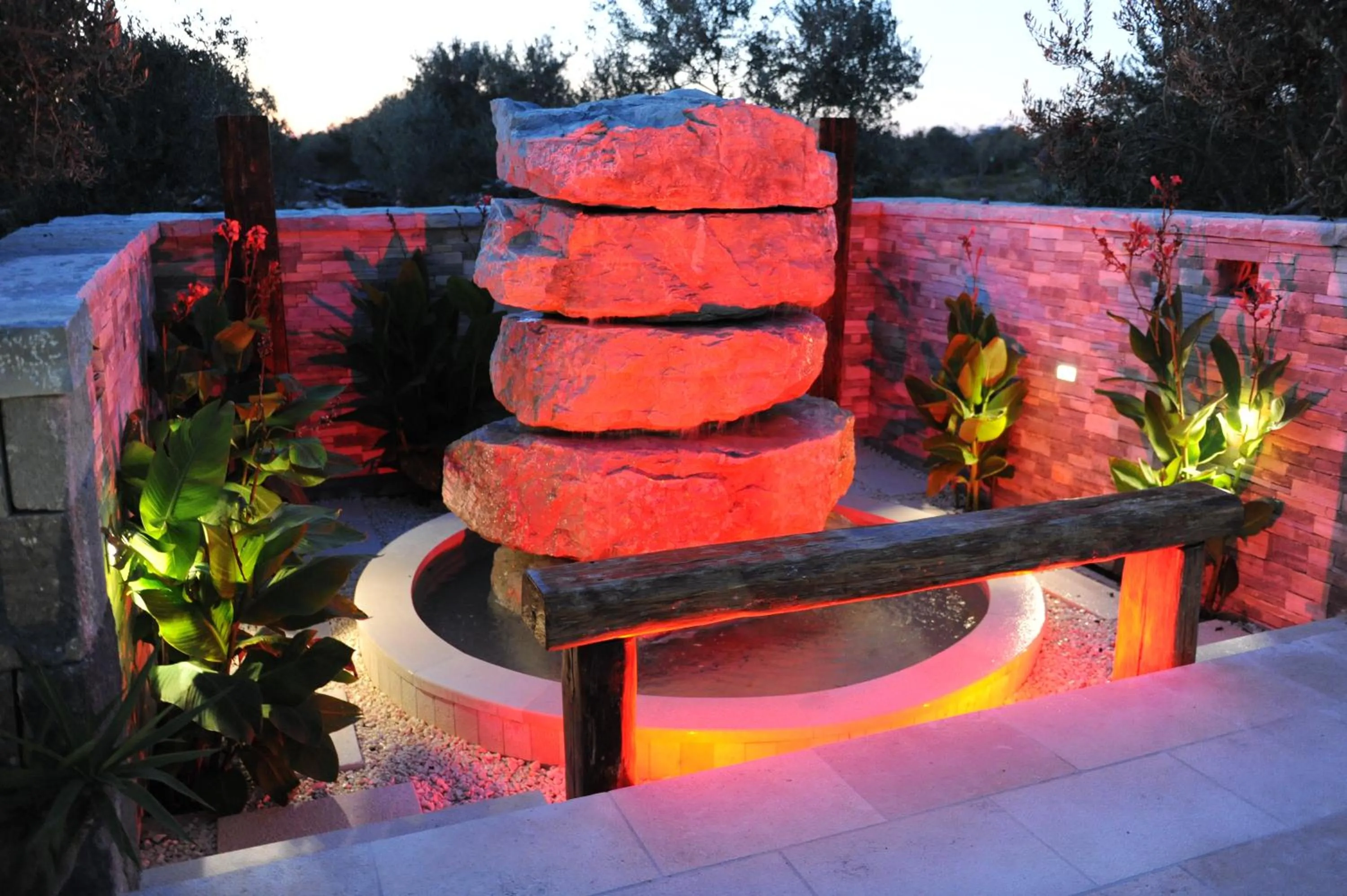 Decorative detail in Mobile Homes Holiday Olive Garden