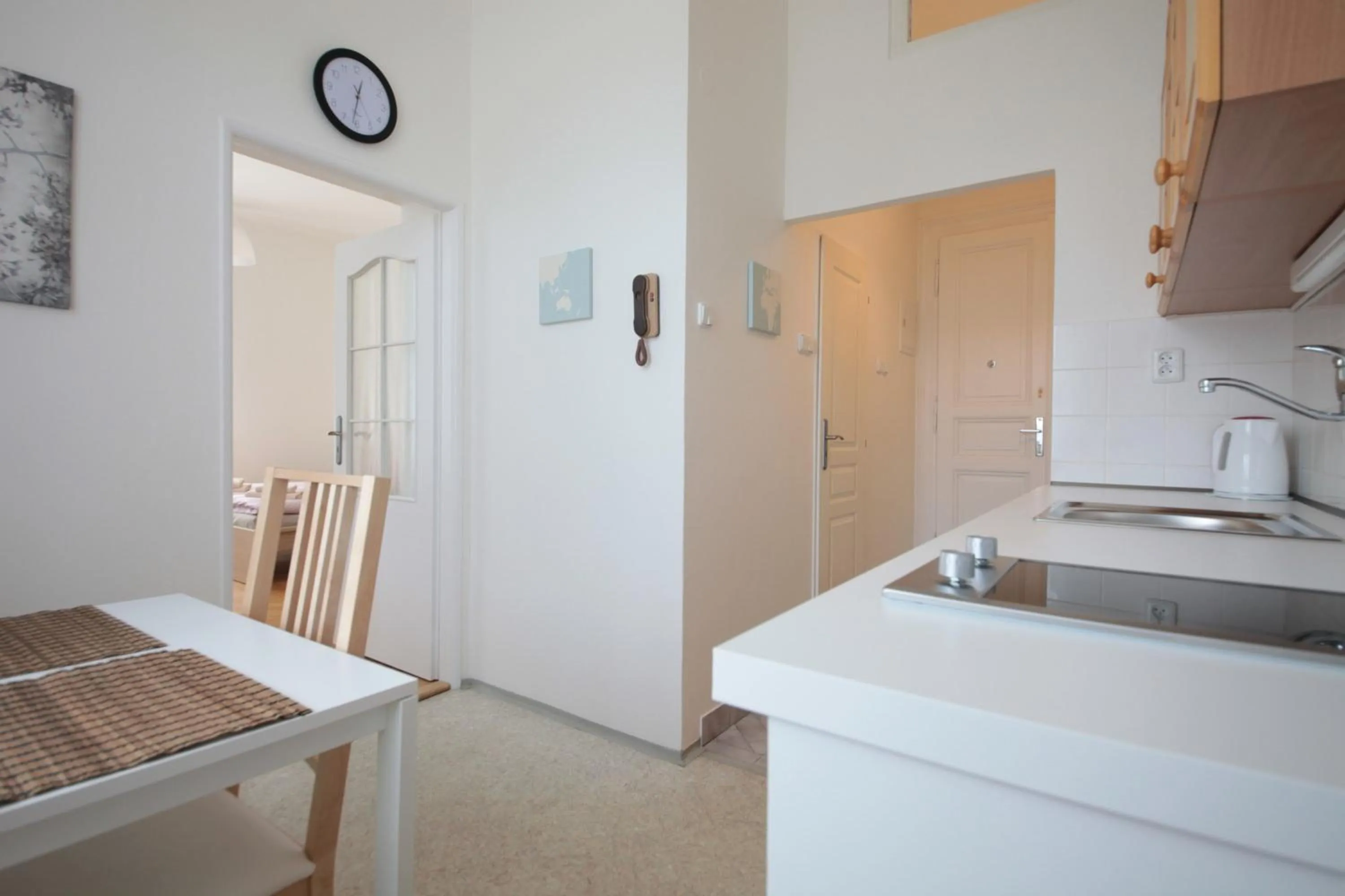 Angel City Aparthotel