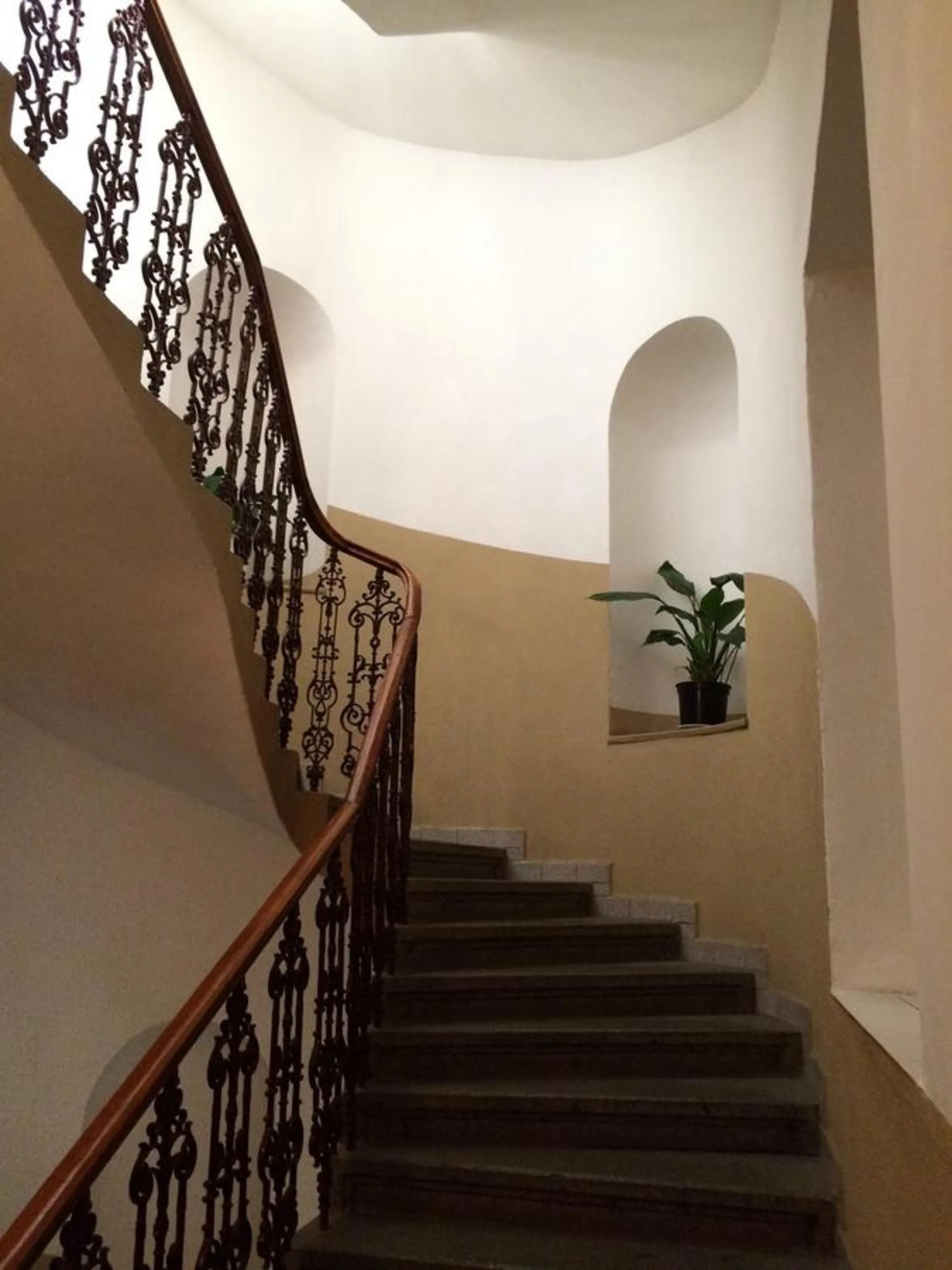 Facade/entrance in Angel City Aparthotel