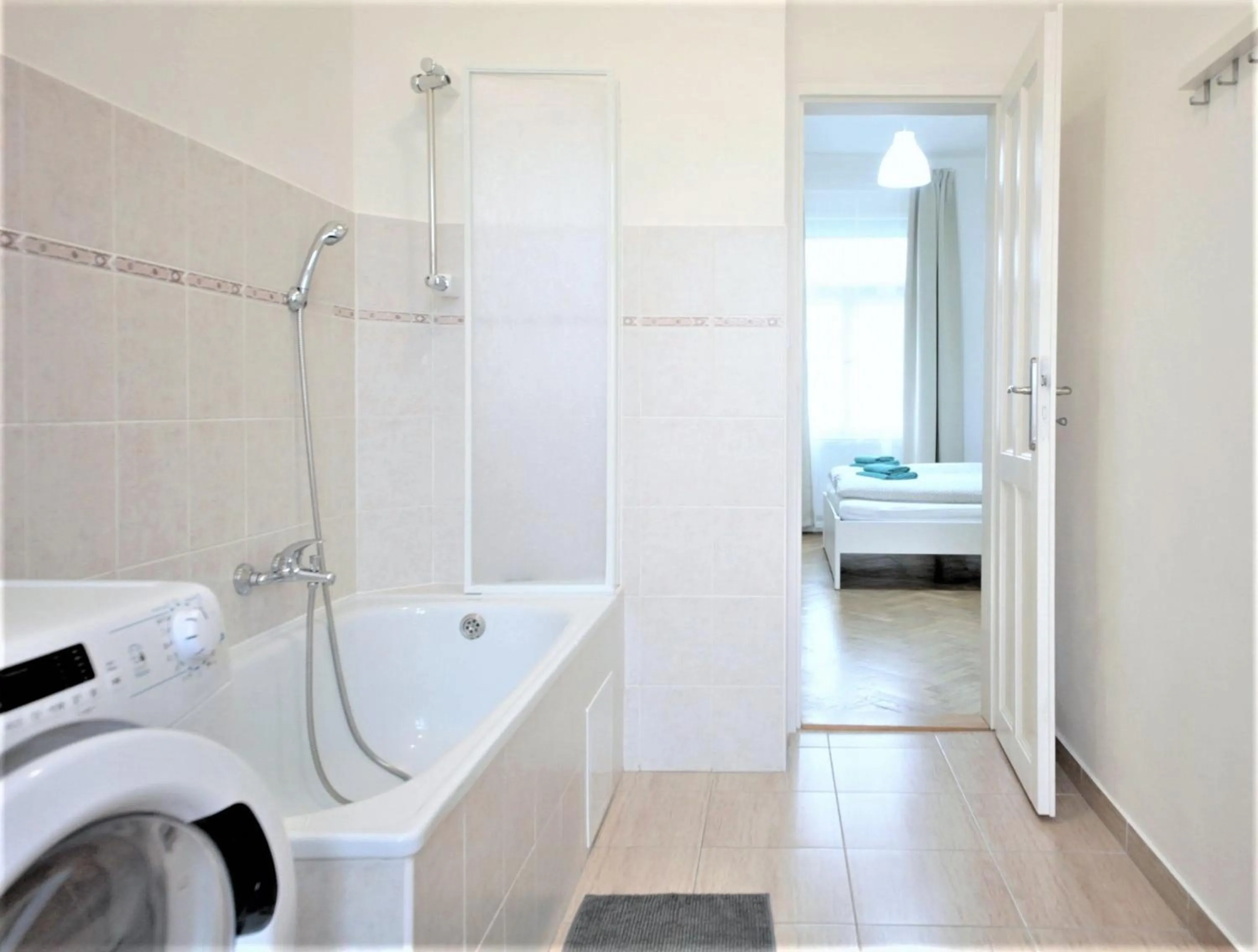 Angel City Aparthotel