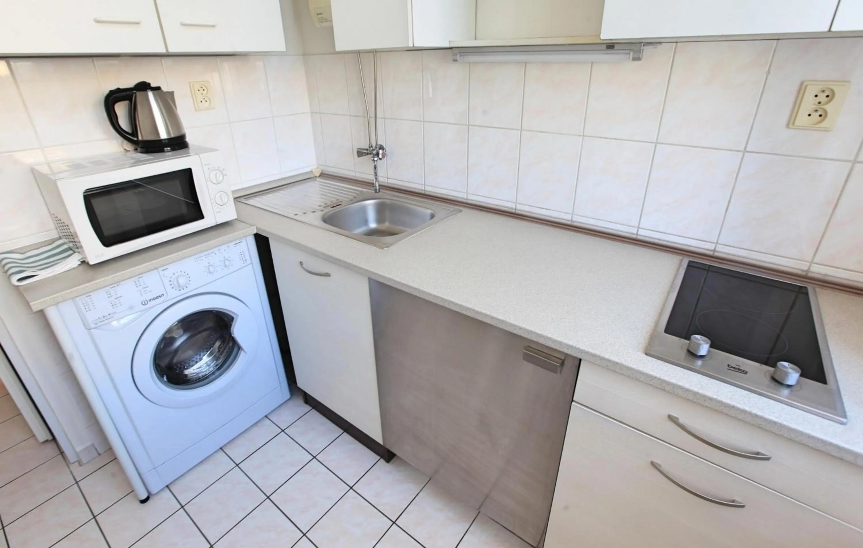 Angel City Aparthotel