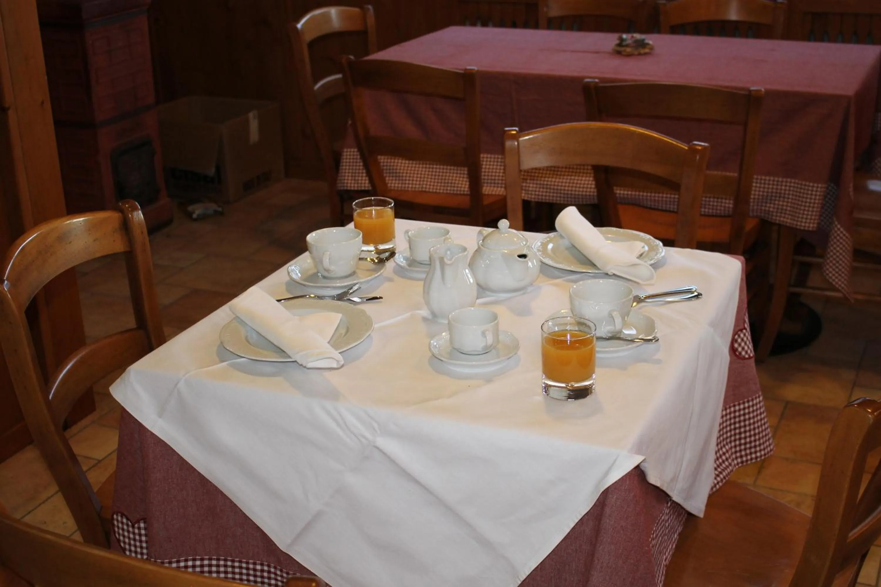 Food and drinks in B&B Augusto