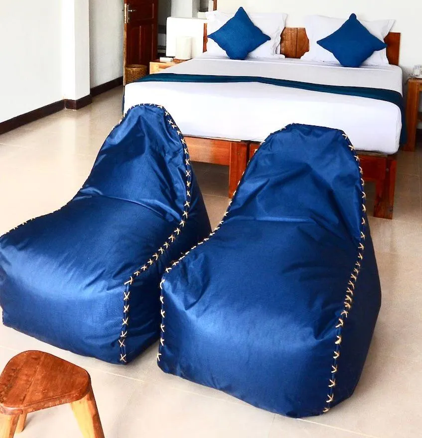 Bedroom, Bed in Sunset Hill Hotel