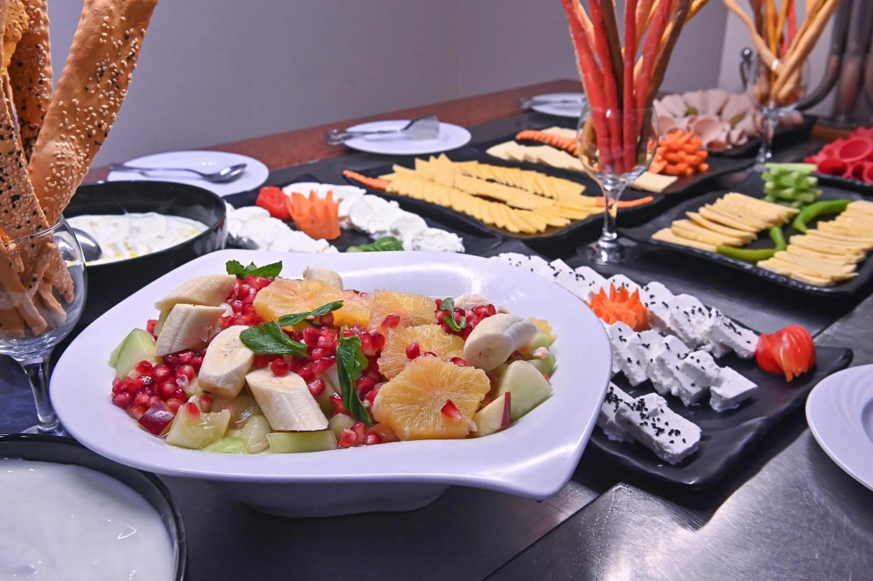 Restaurant/places to eat in Swiss Inn Nile Hotel