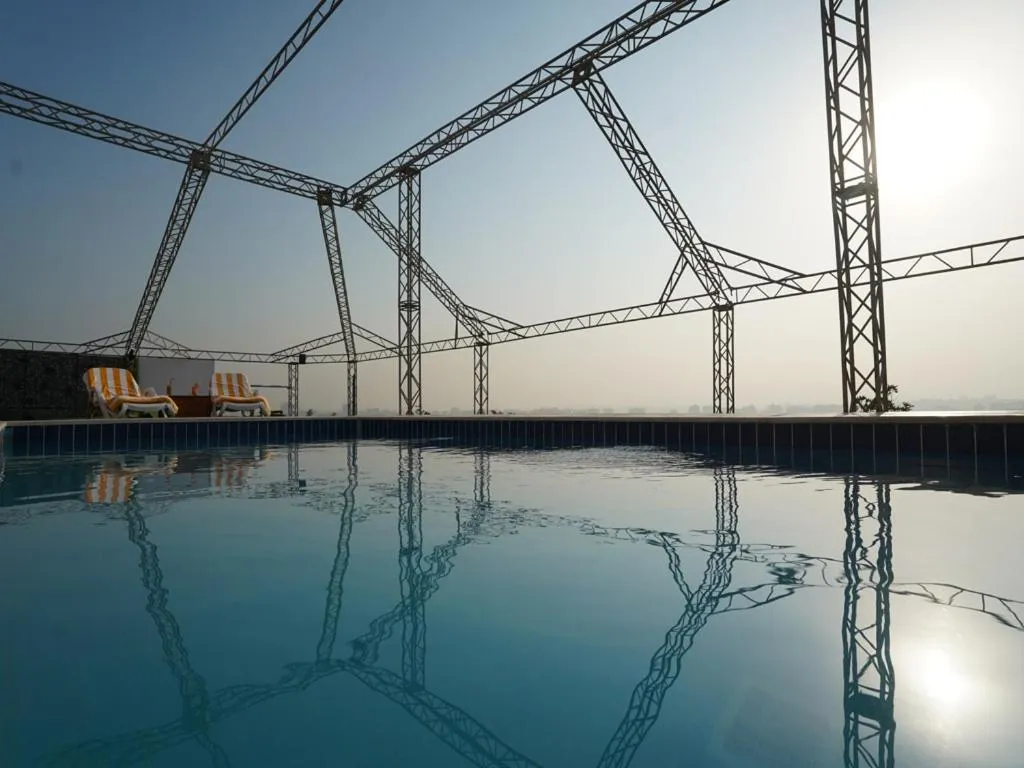 Swimming pool in Swiss Inn Nile Hotel